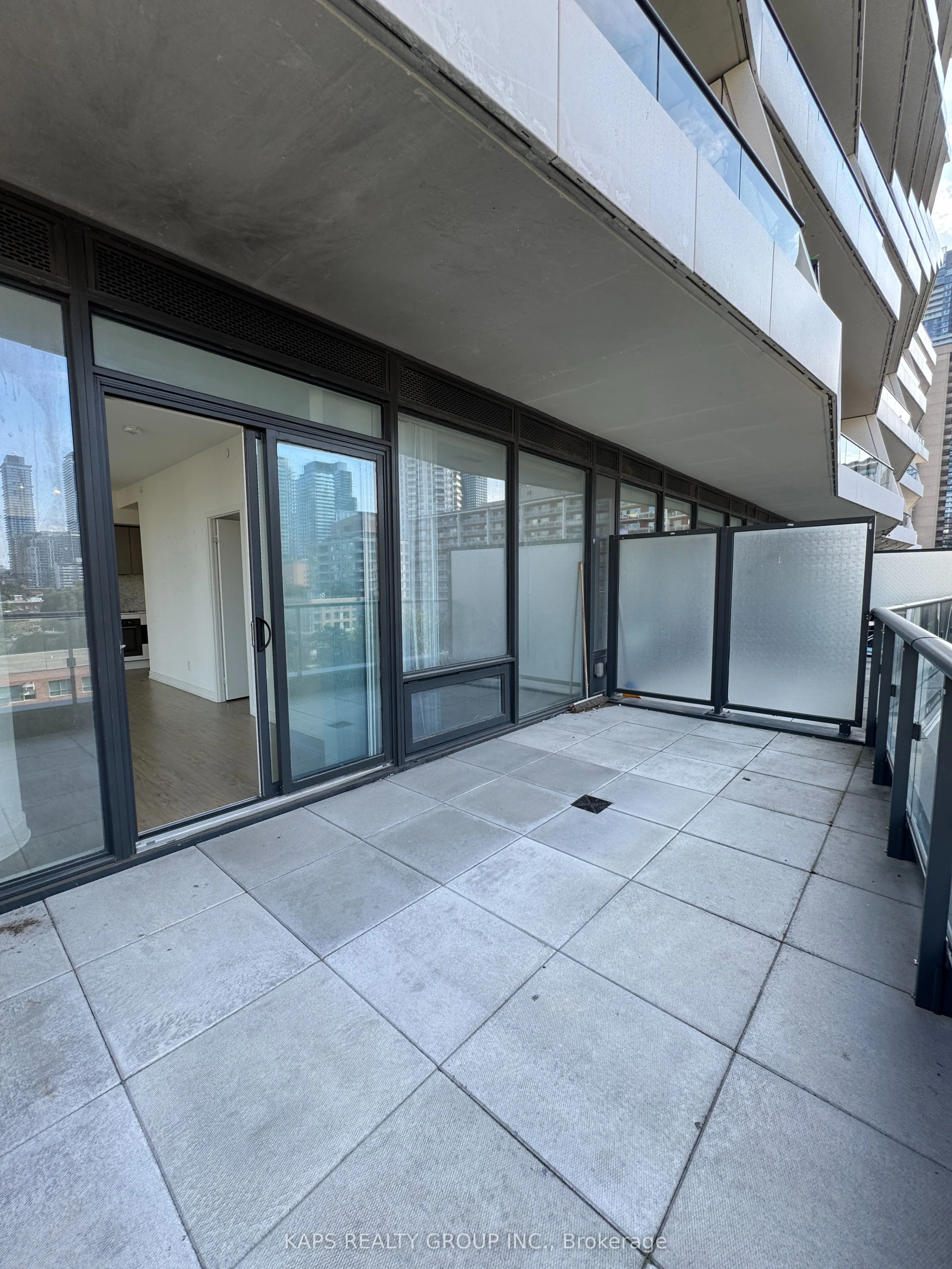 85 Wood Street, #912
