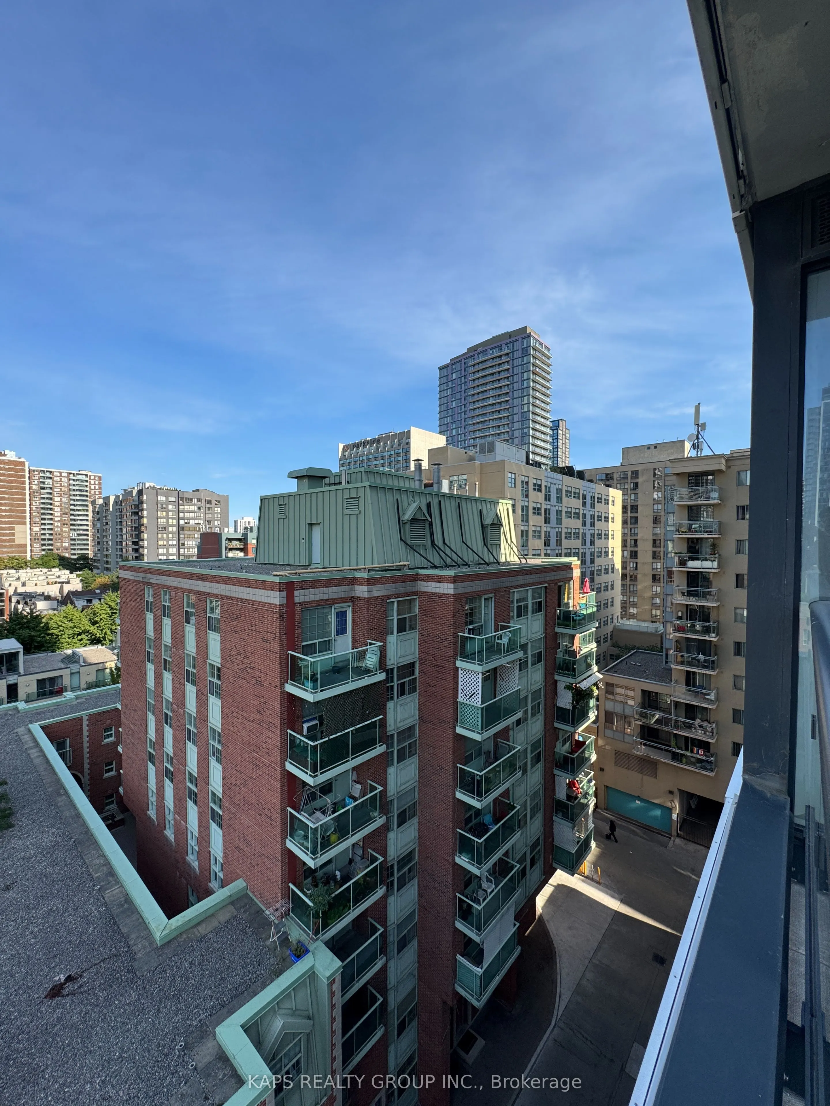 85 Wood Street, #912