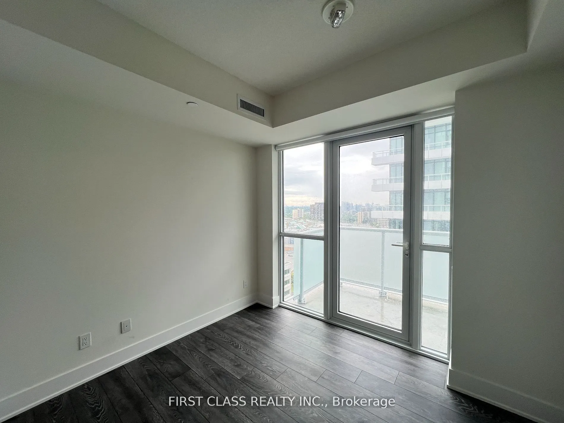 188 Fairview Mall Drive, #1815