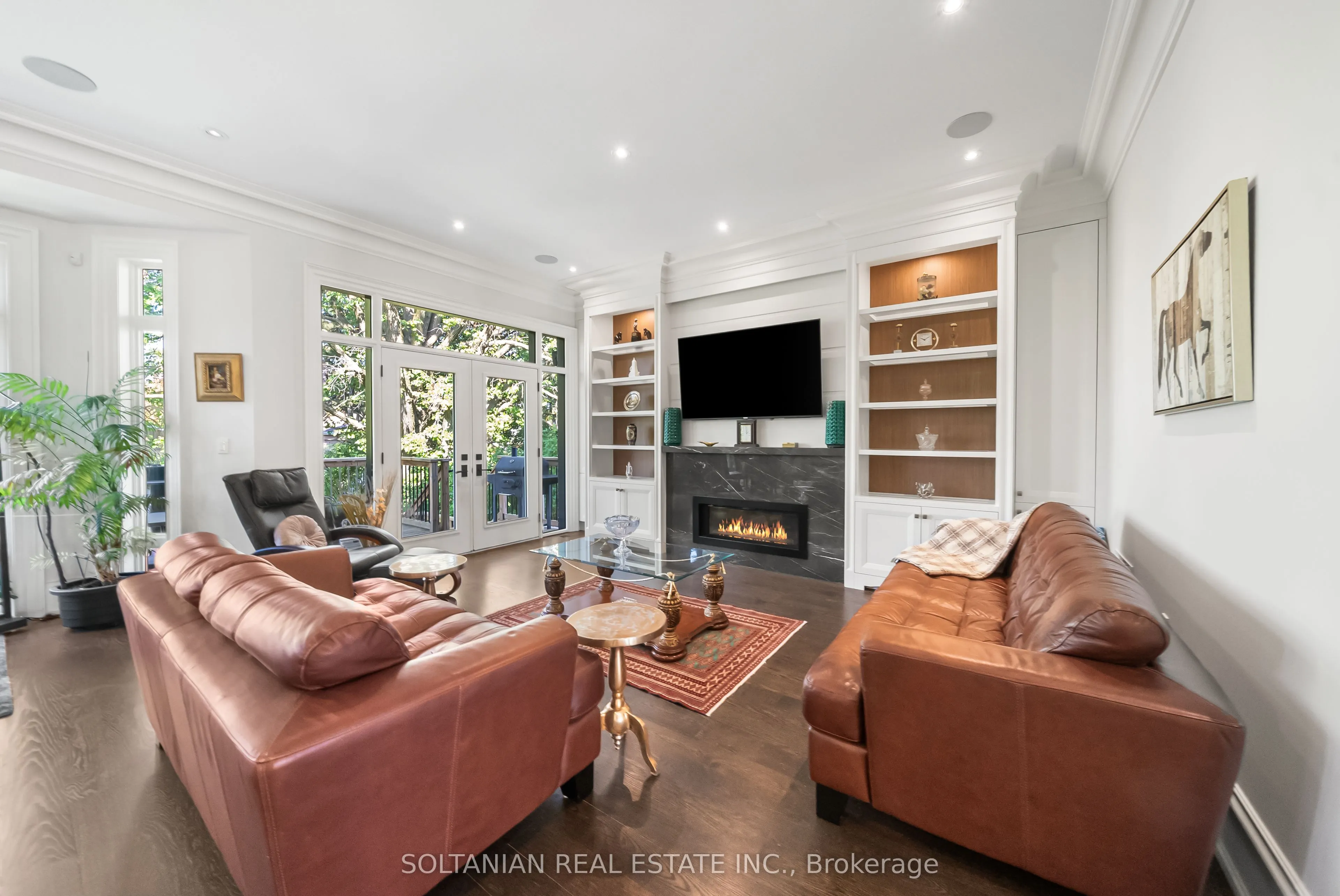 352 Patricia Avenue