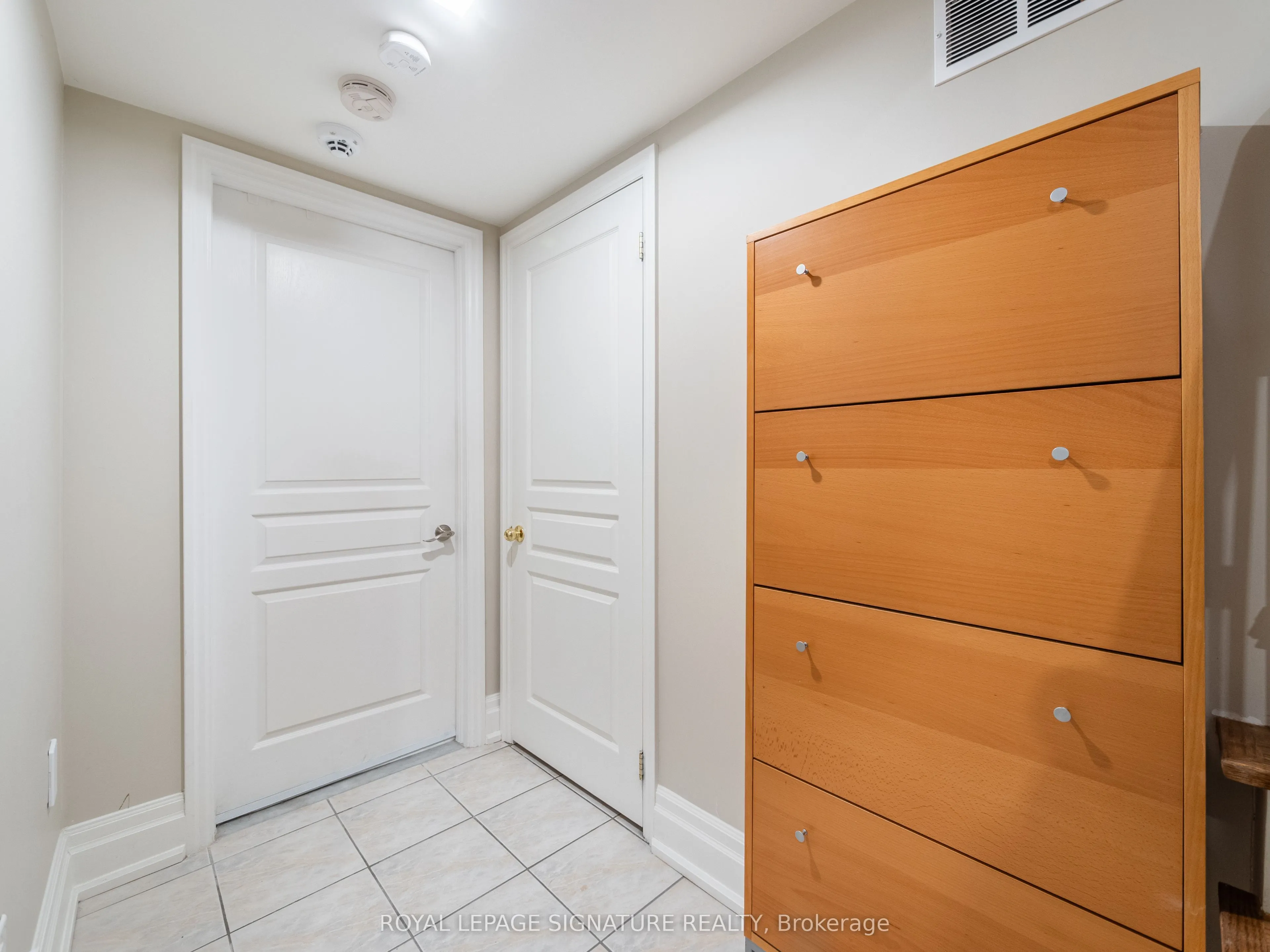 279 Hounslow Avenue S, #BSMT