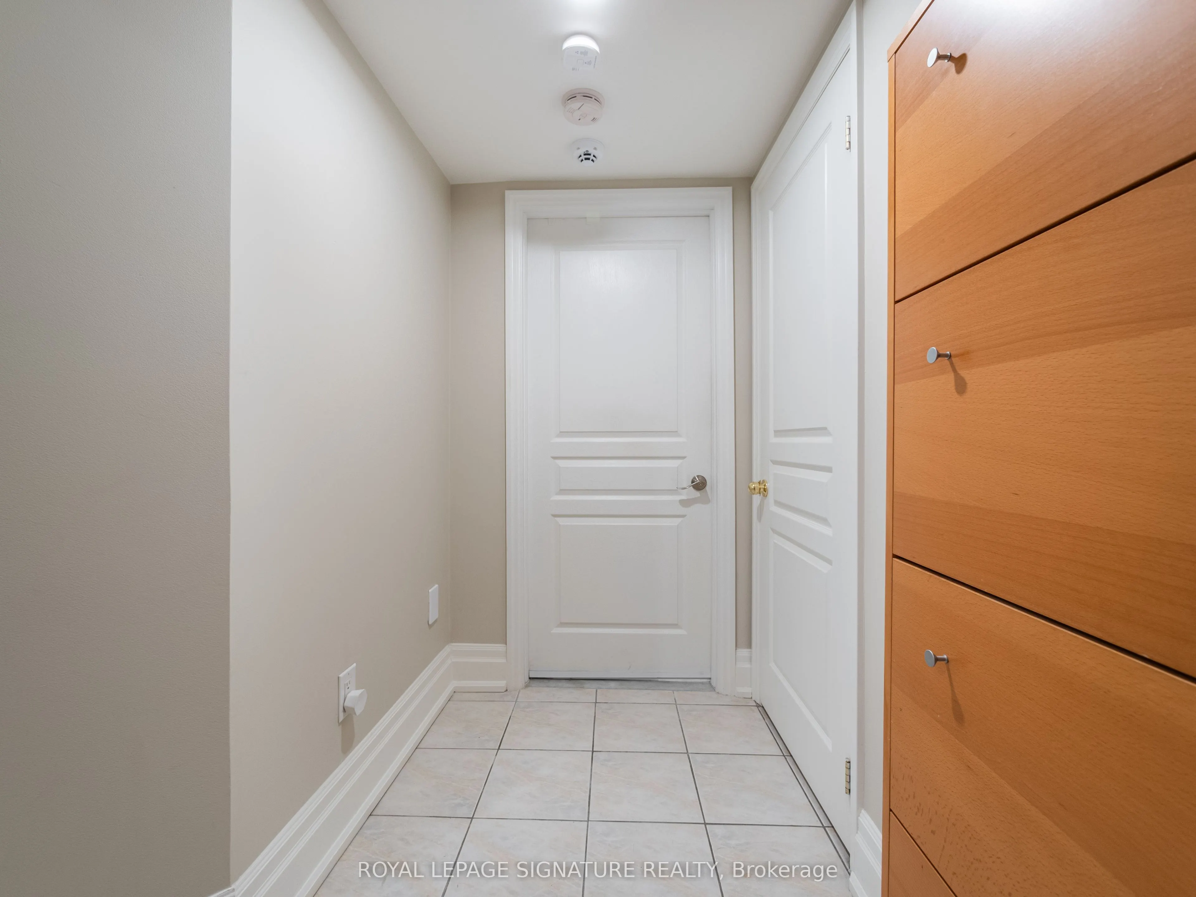 279 Hounslow Avenue S, #BSMT