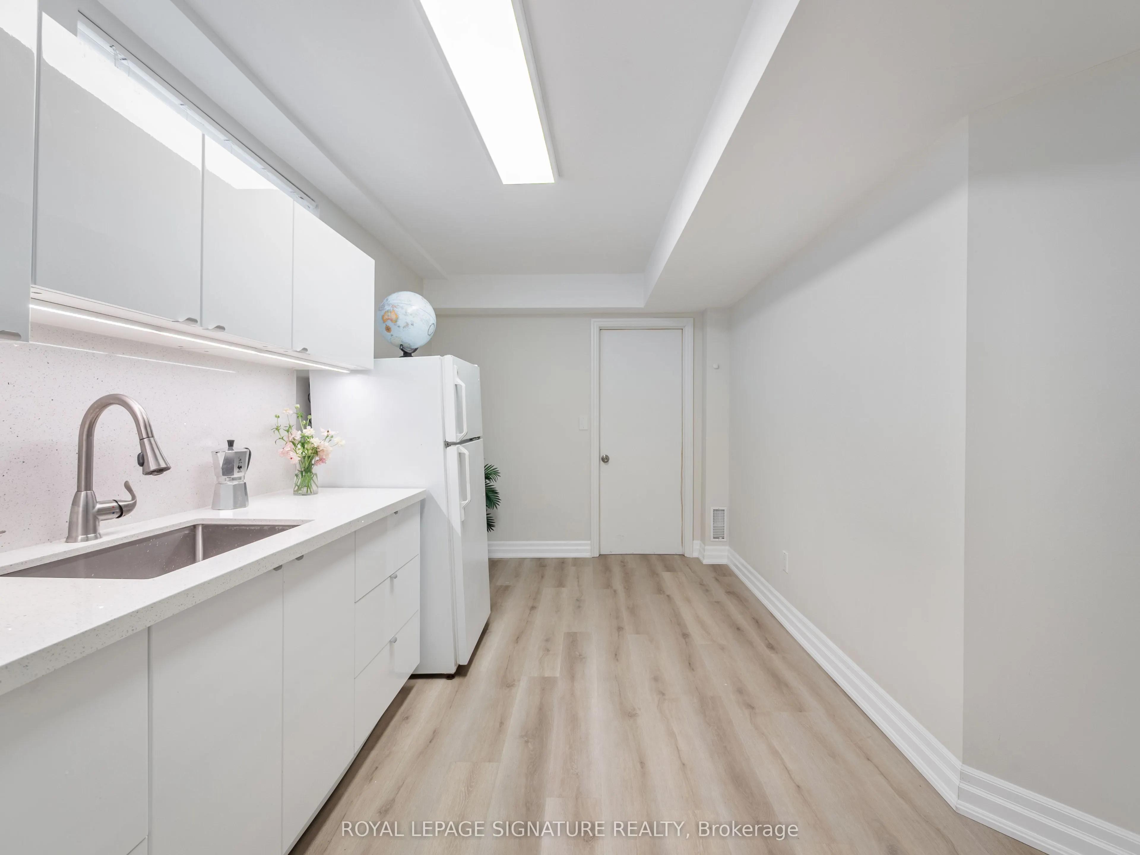 279 Hounslow Avenue S, #BSMT