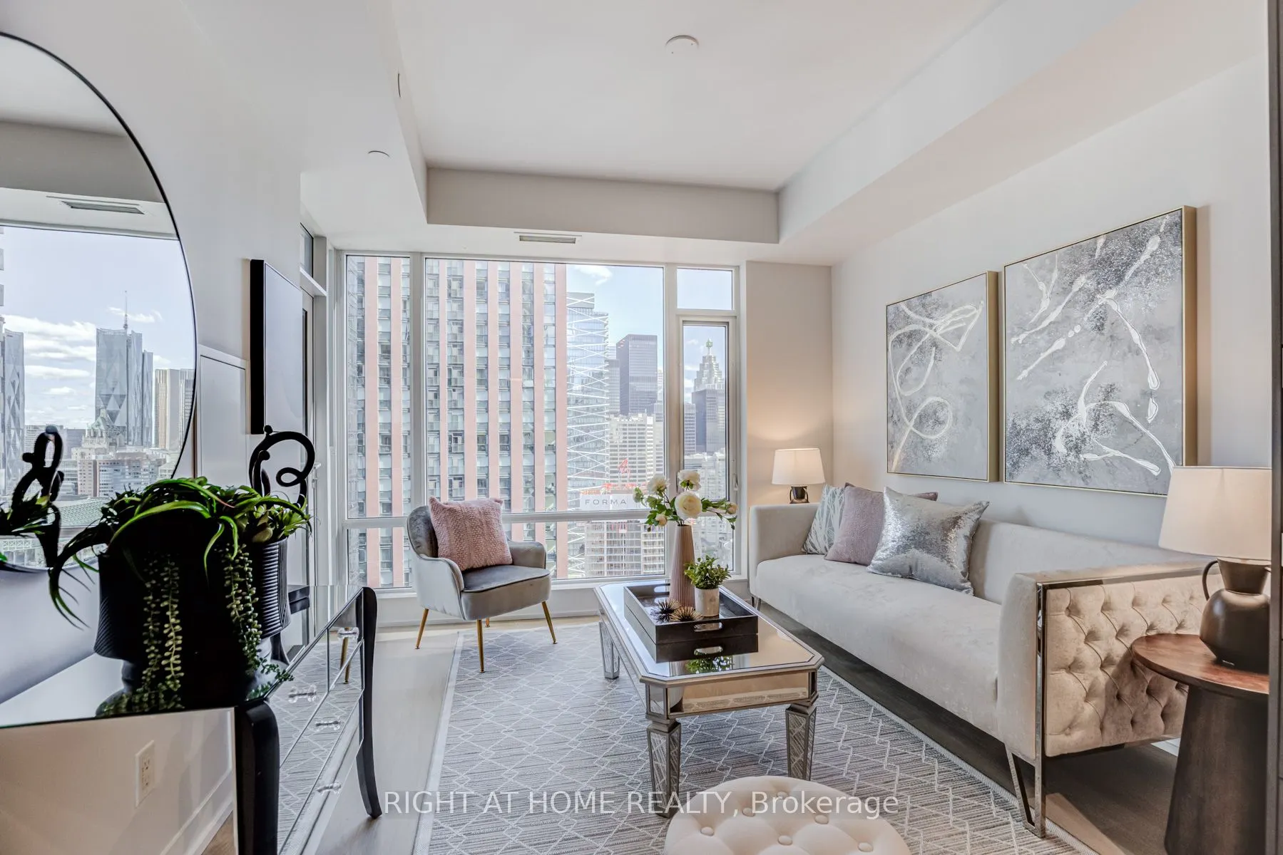 21 Widmer Street, #2708