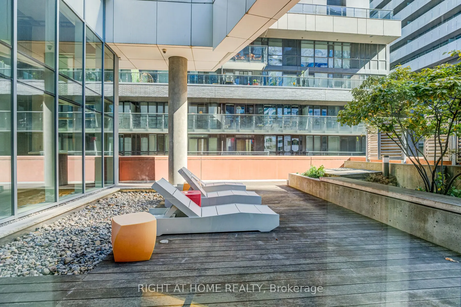 21 Widmer Street, #2708