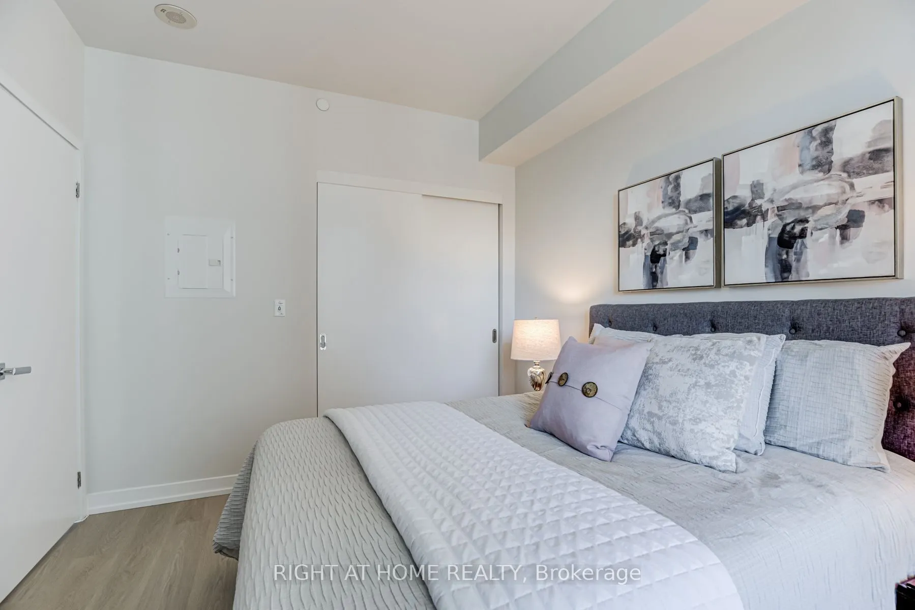 21 Widmer Street, #2708