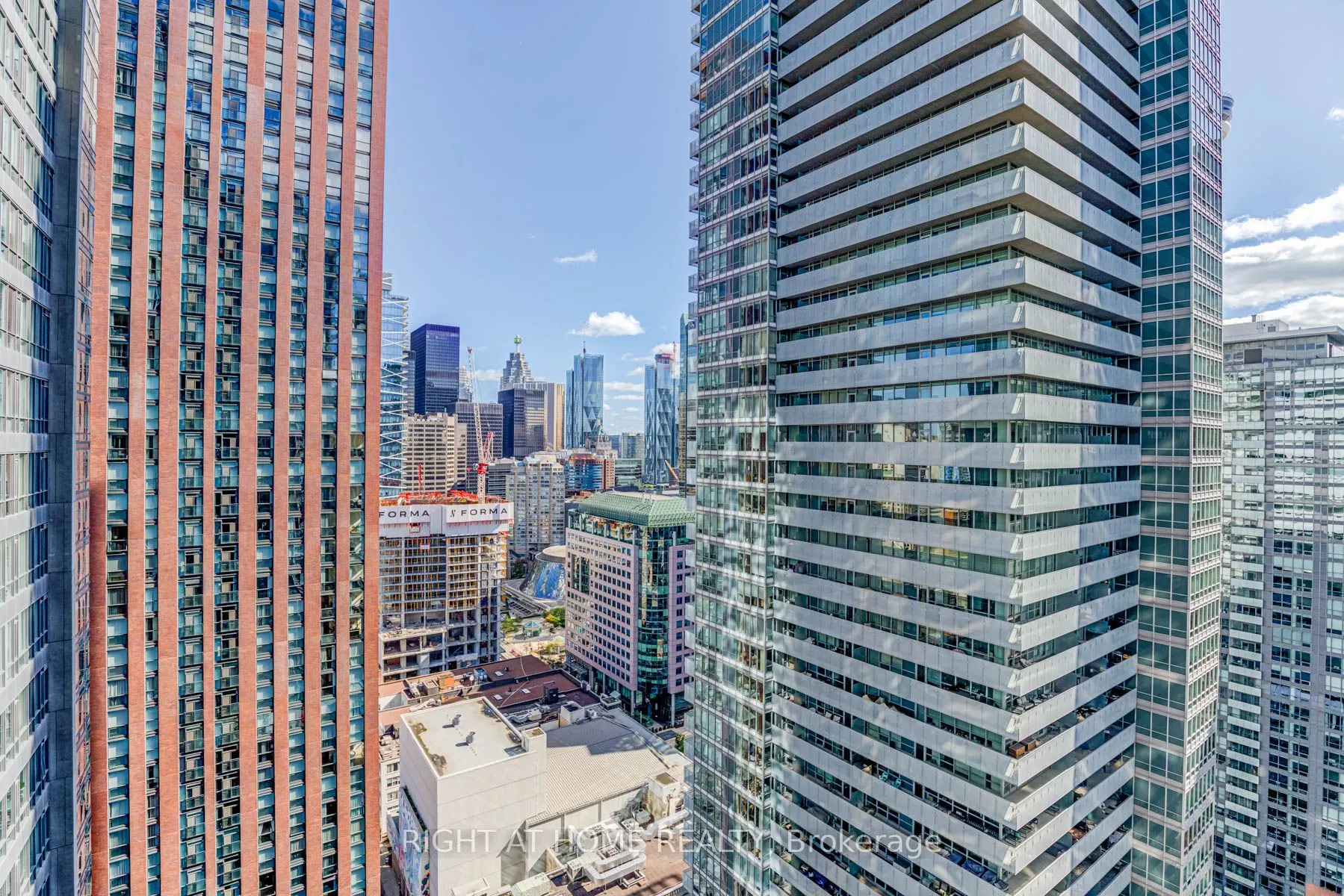 21 Widmer Street, #2708
