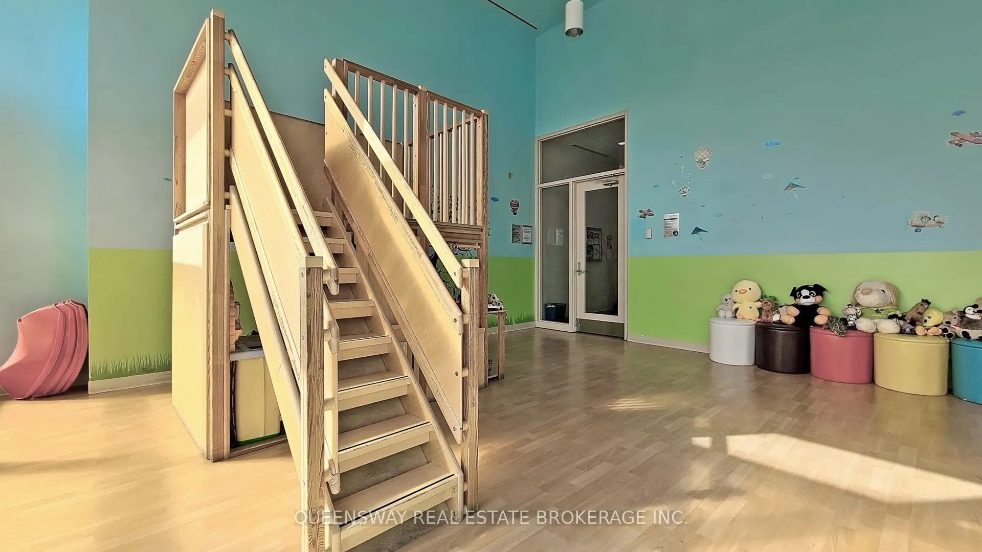 29 Singer Court, #1011