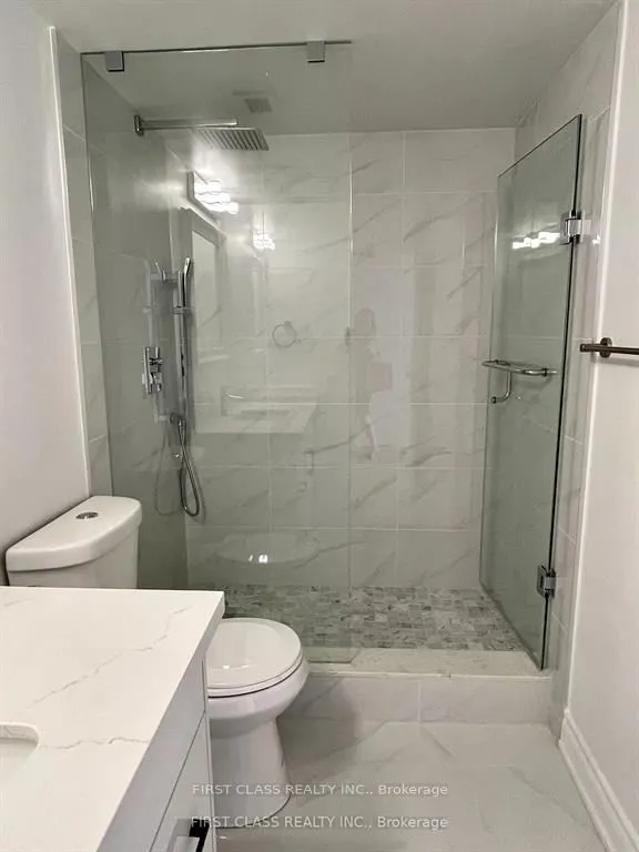 188 Spadina Avenue, #806