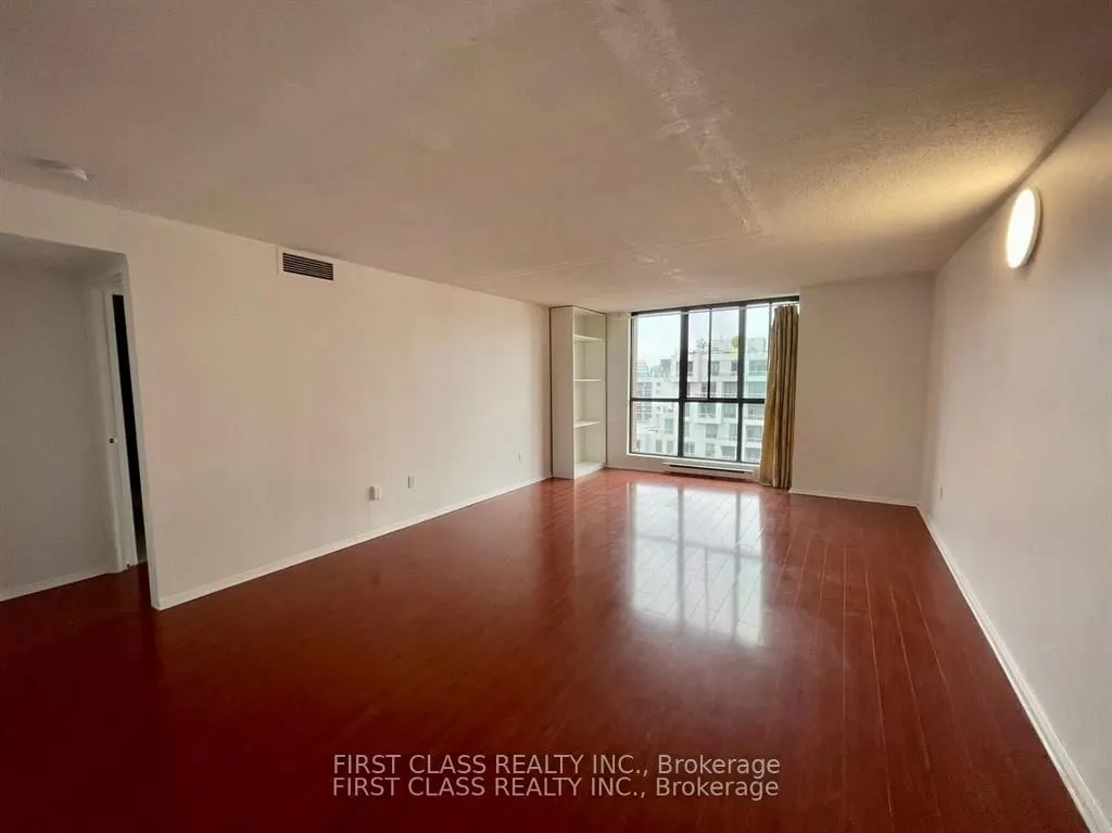 188 Spadina Avenue, #806