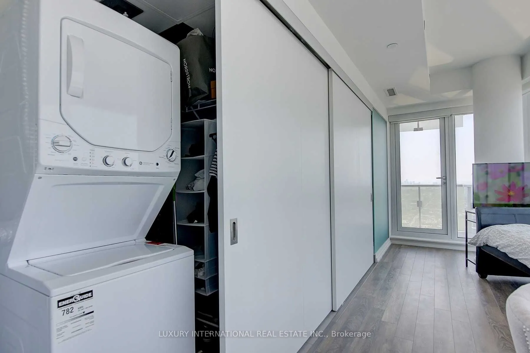 197 Yonge Street, #5612