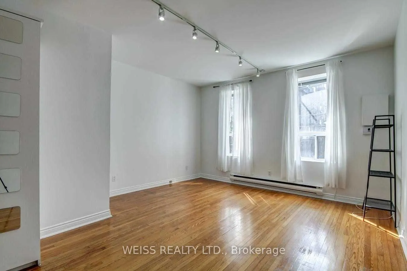 1114 Queen Street W, #2nd Fl