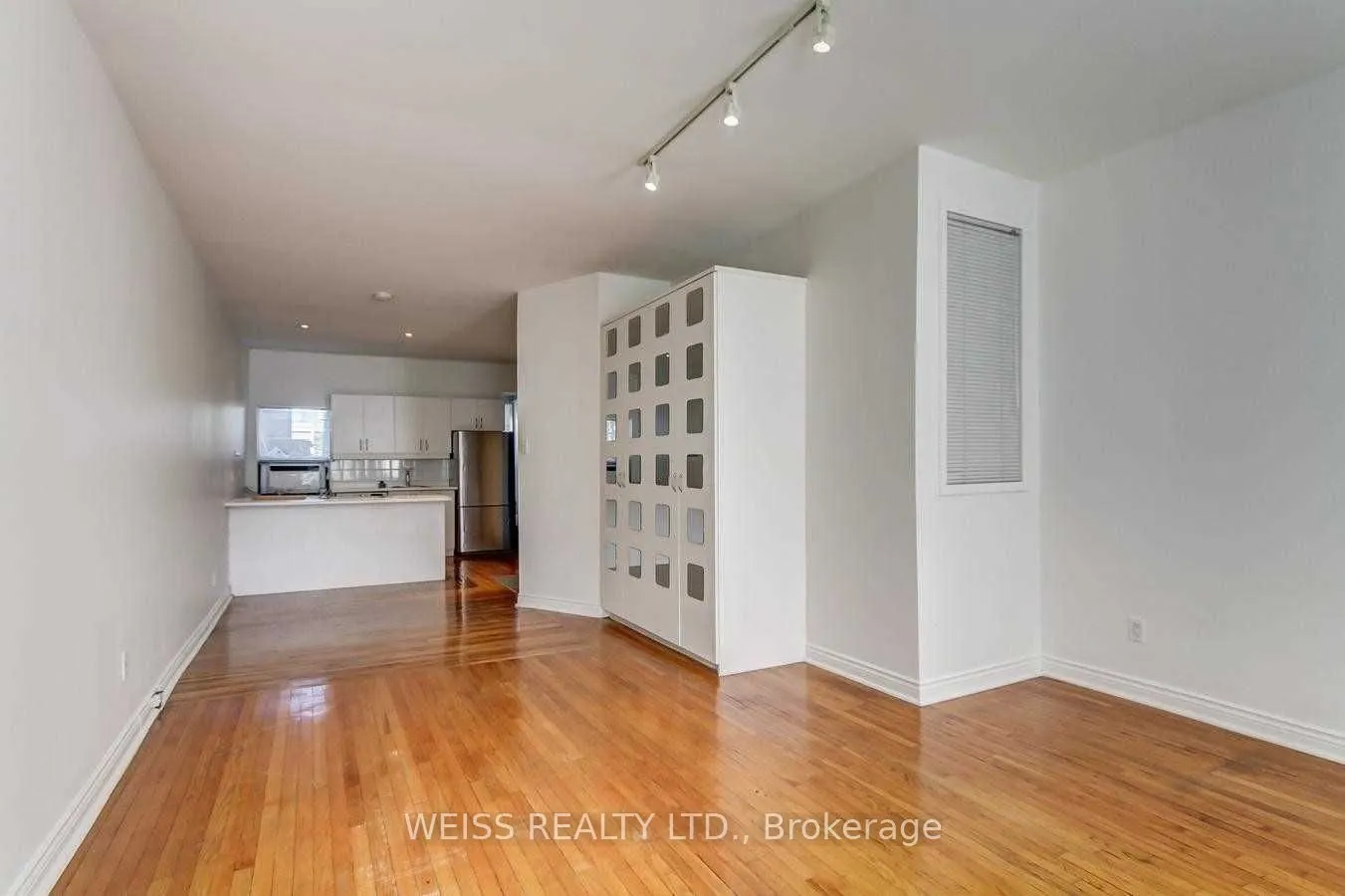 1114 Queen Street W, #2nd Fl
