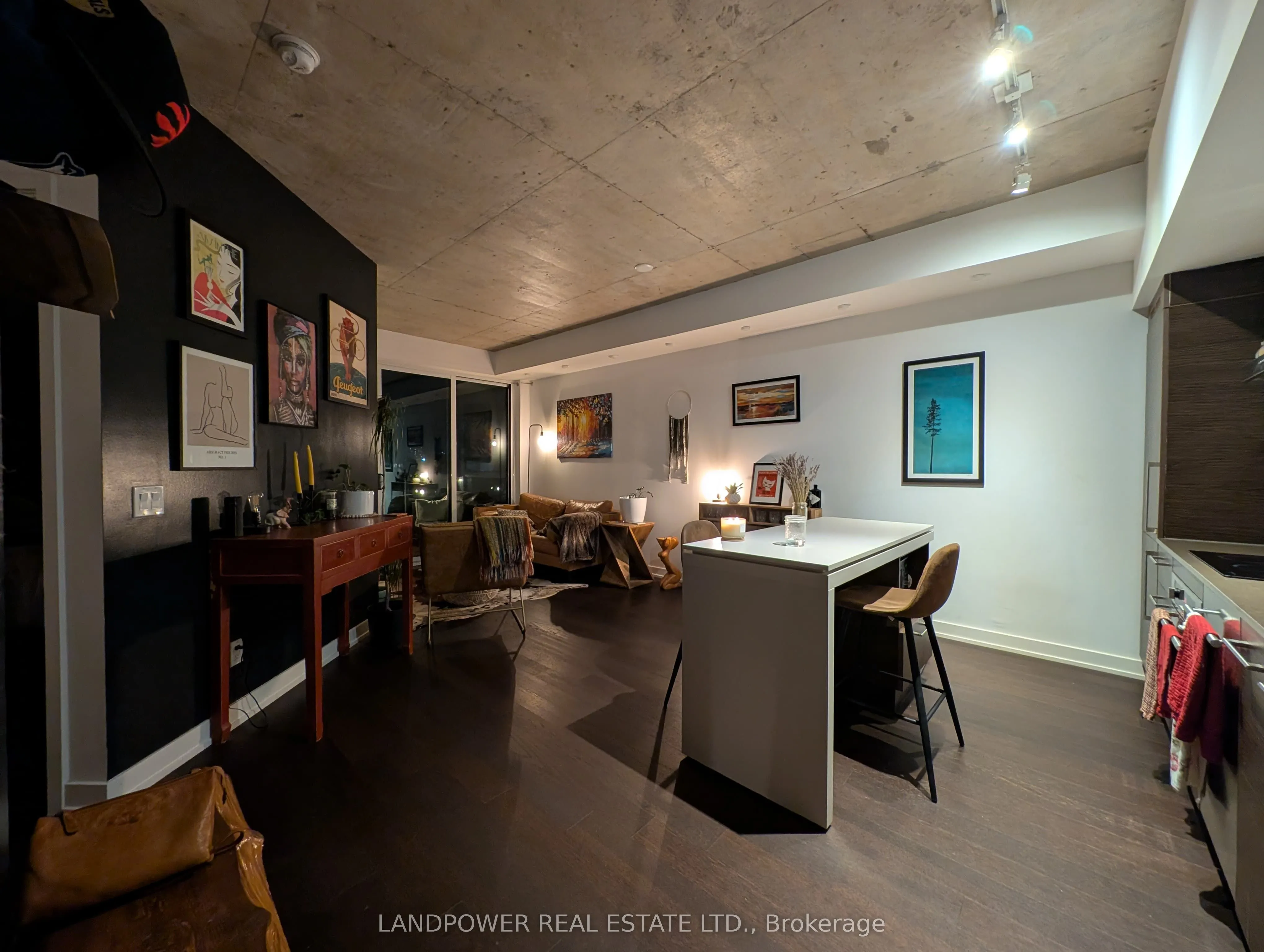 1030 King Street W, #610