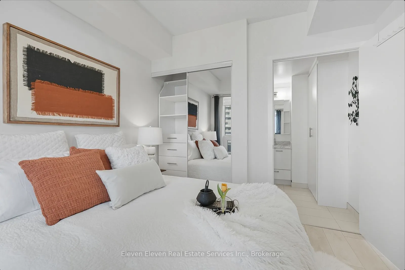 2221 Yonge Street, #2009