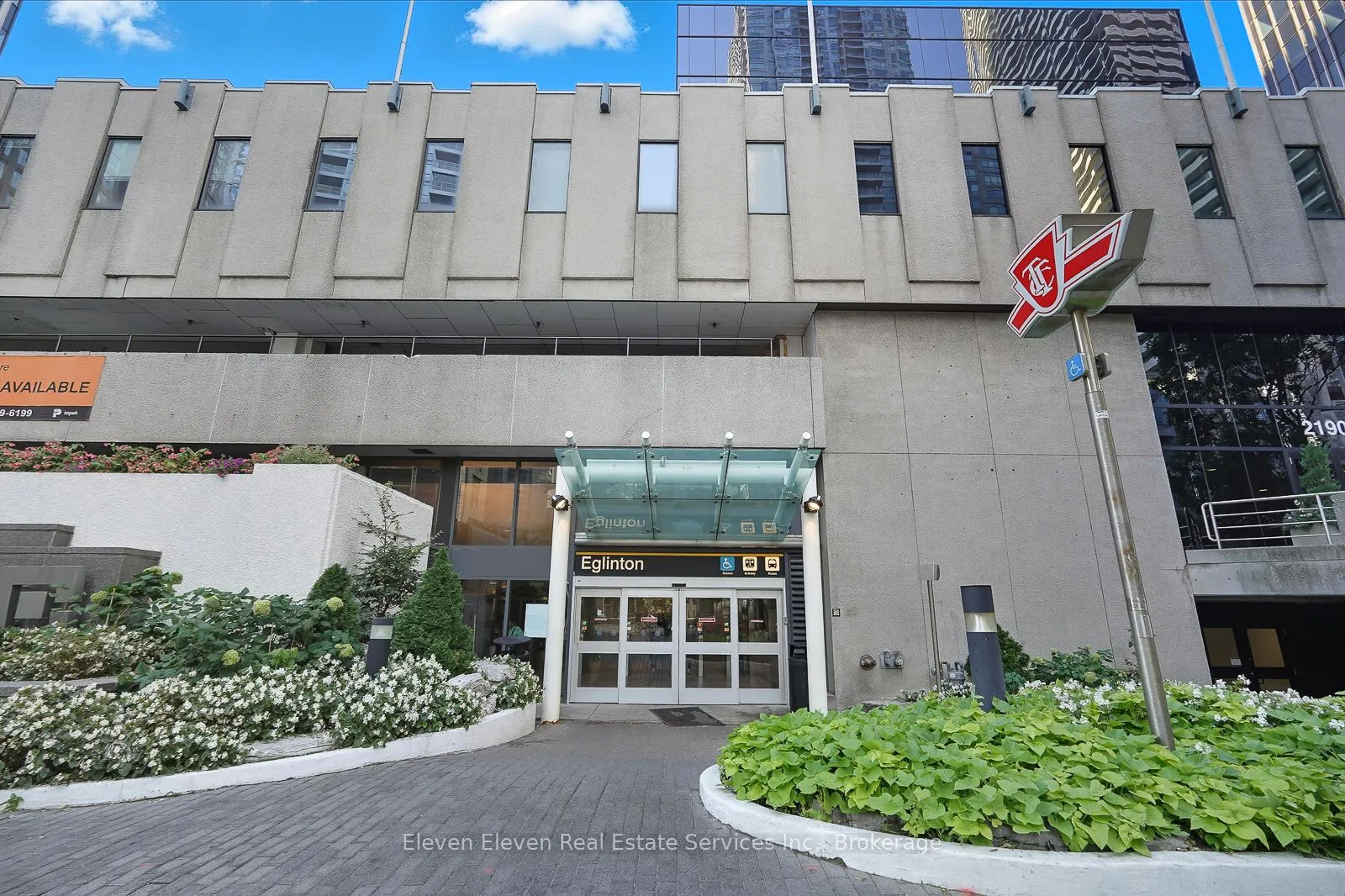 2221 Yonge Street, #2009