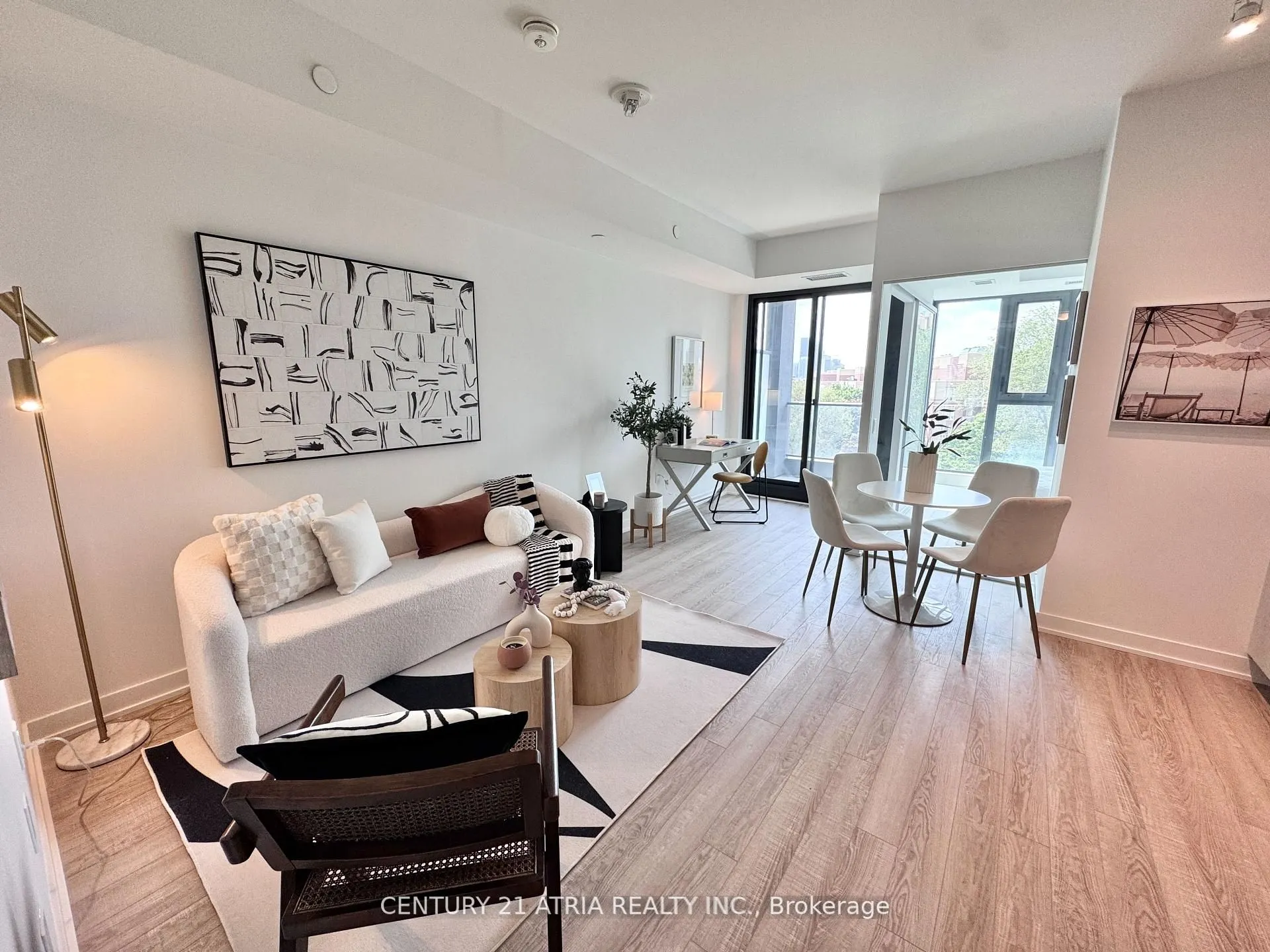 250 Lawrence Avenue W, #612