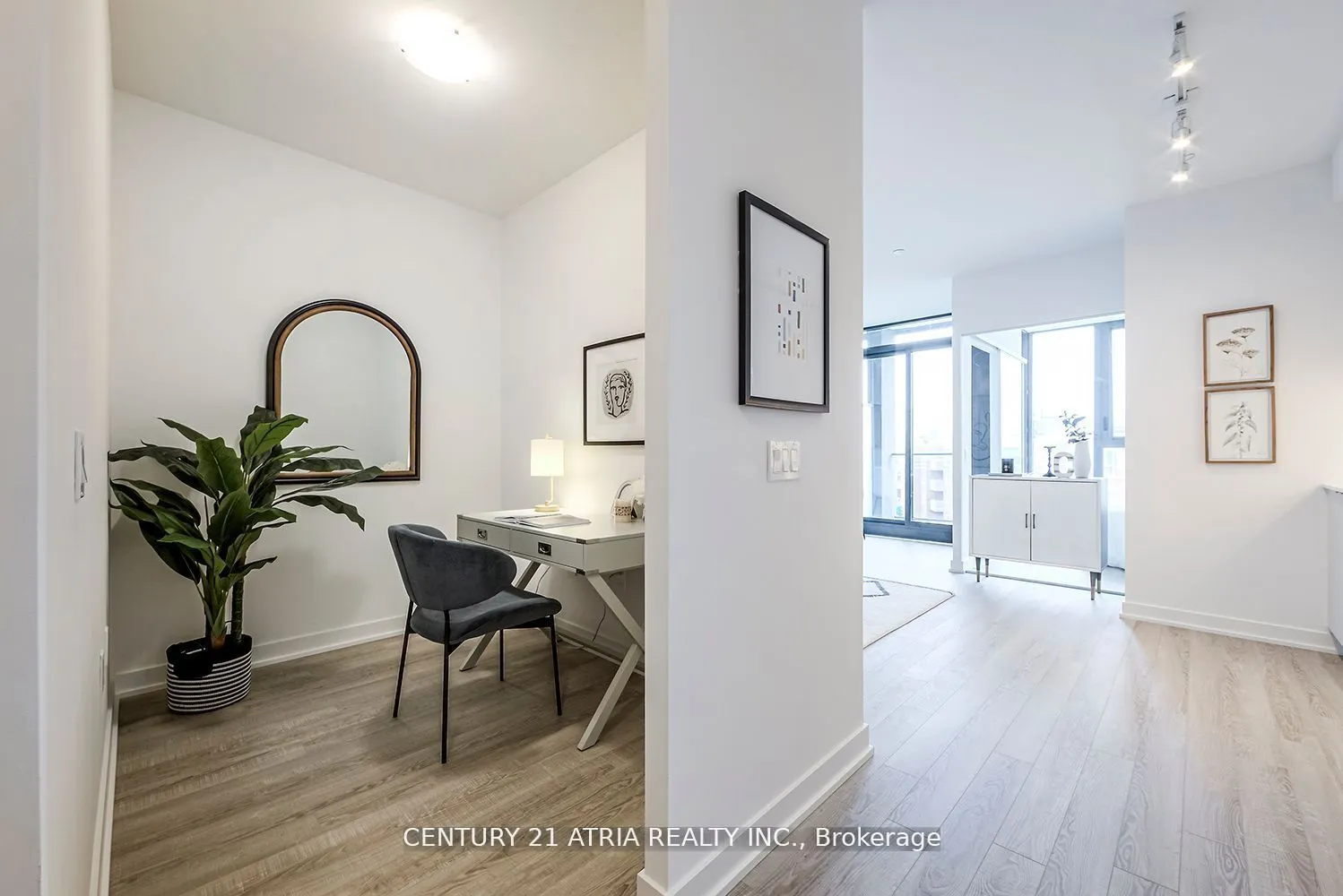 250 Lawrence Avenue W