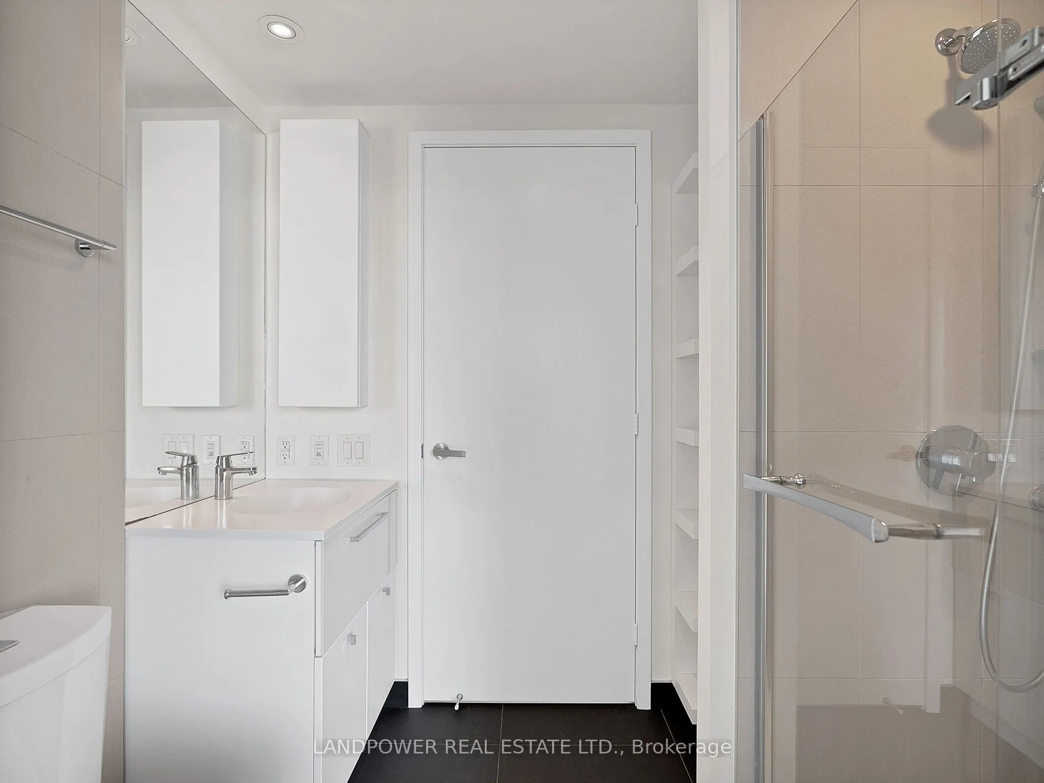 15 Grenville Street, #2609