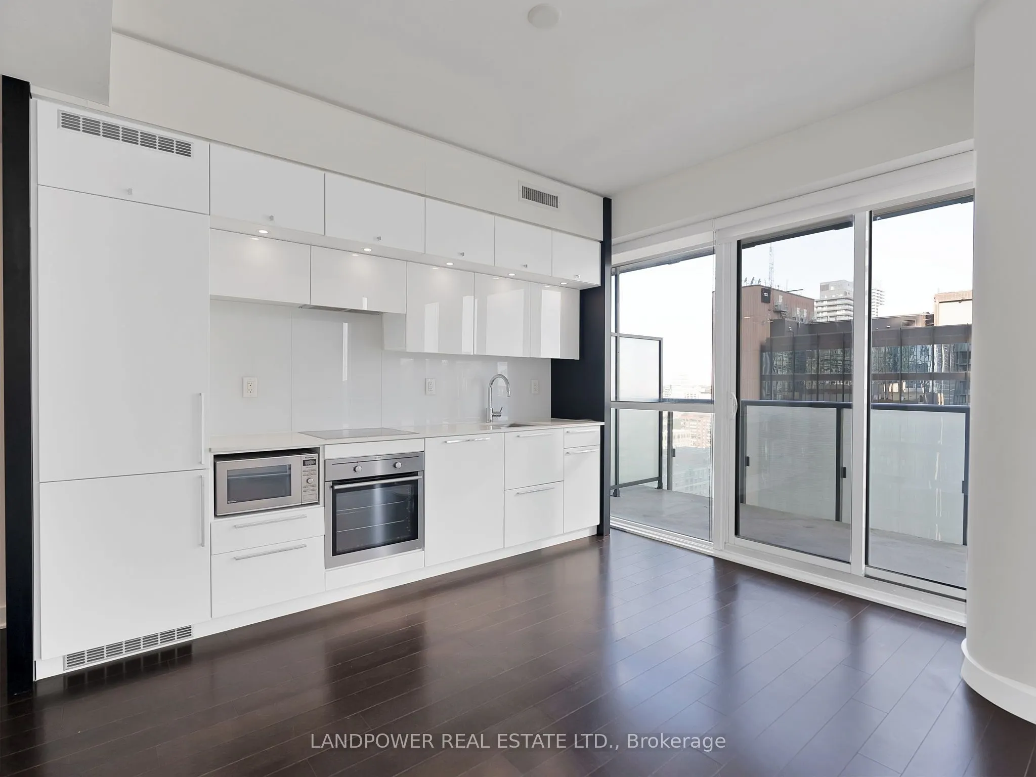 15 Grenville Street, #2609