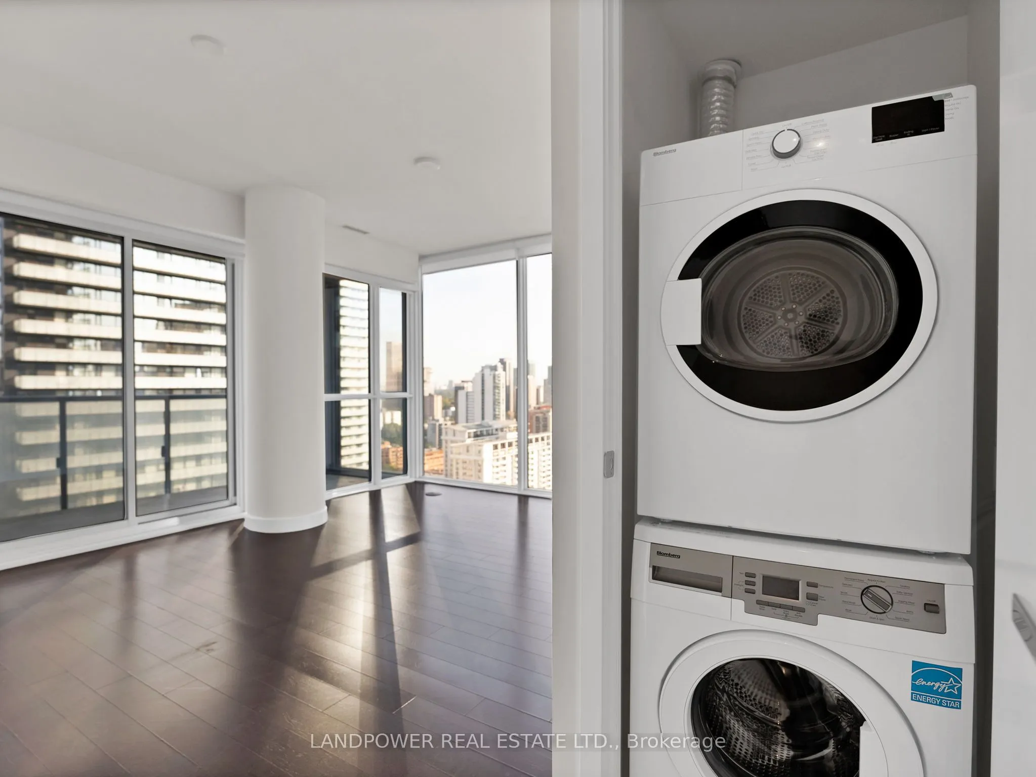 15 Grenville Street, #2609