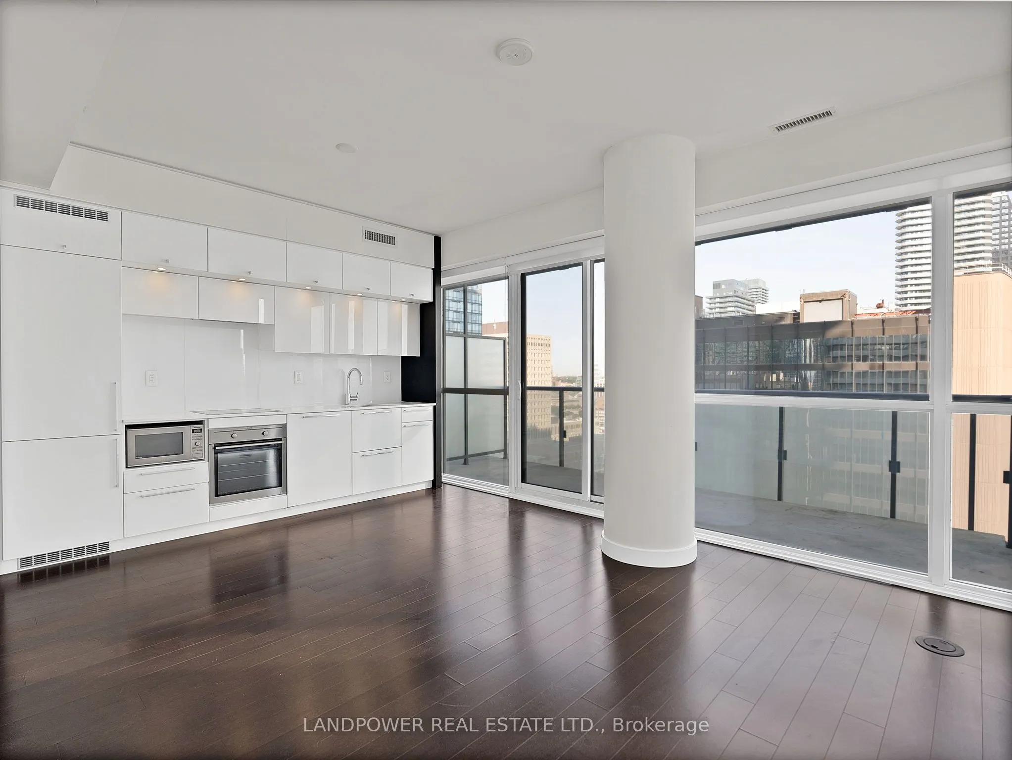 15 Grenville Street, #2609