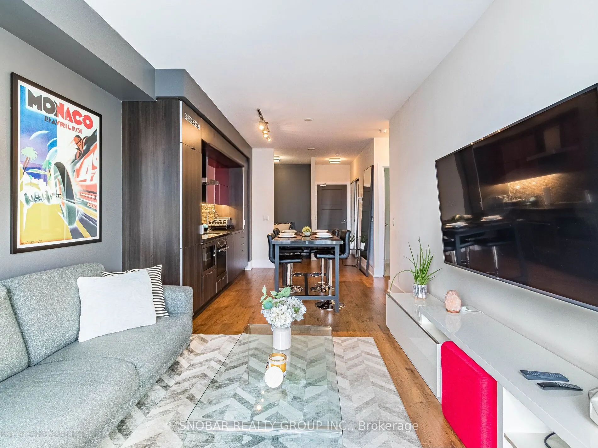 300 Front Street, #2107