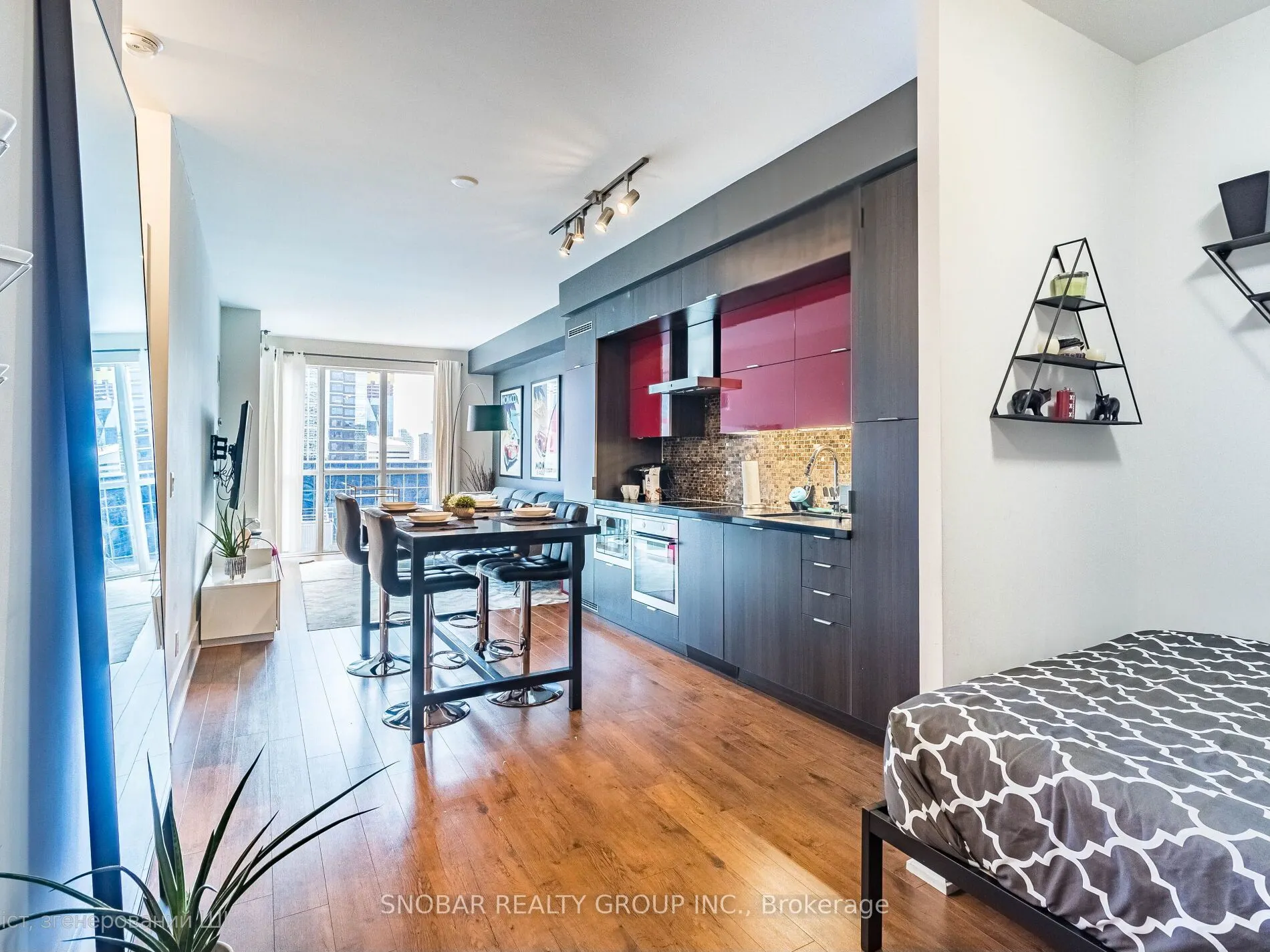 300 Front Street, #2107