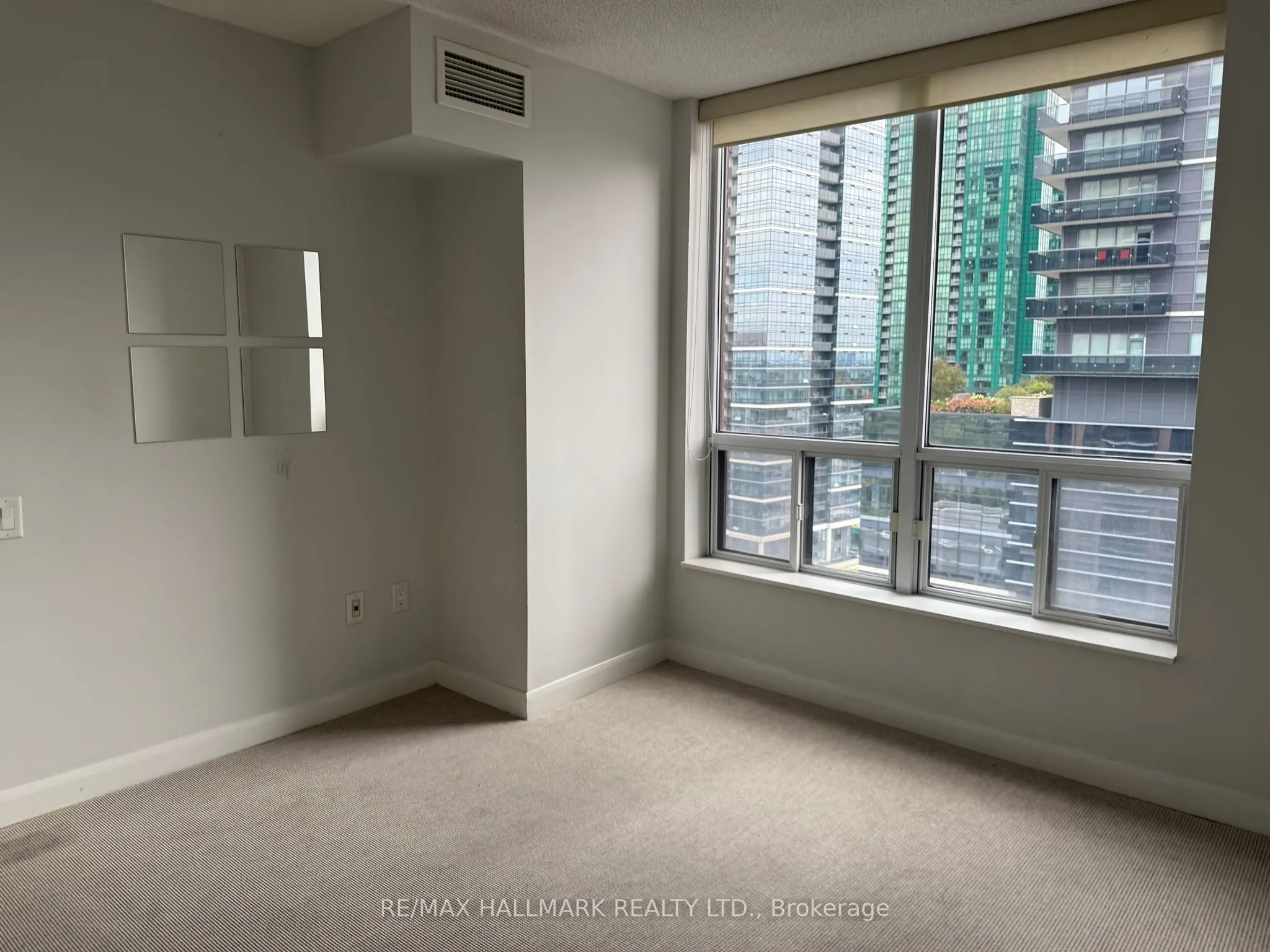 33 Sheppard Avenue E, #2507