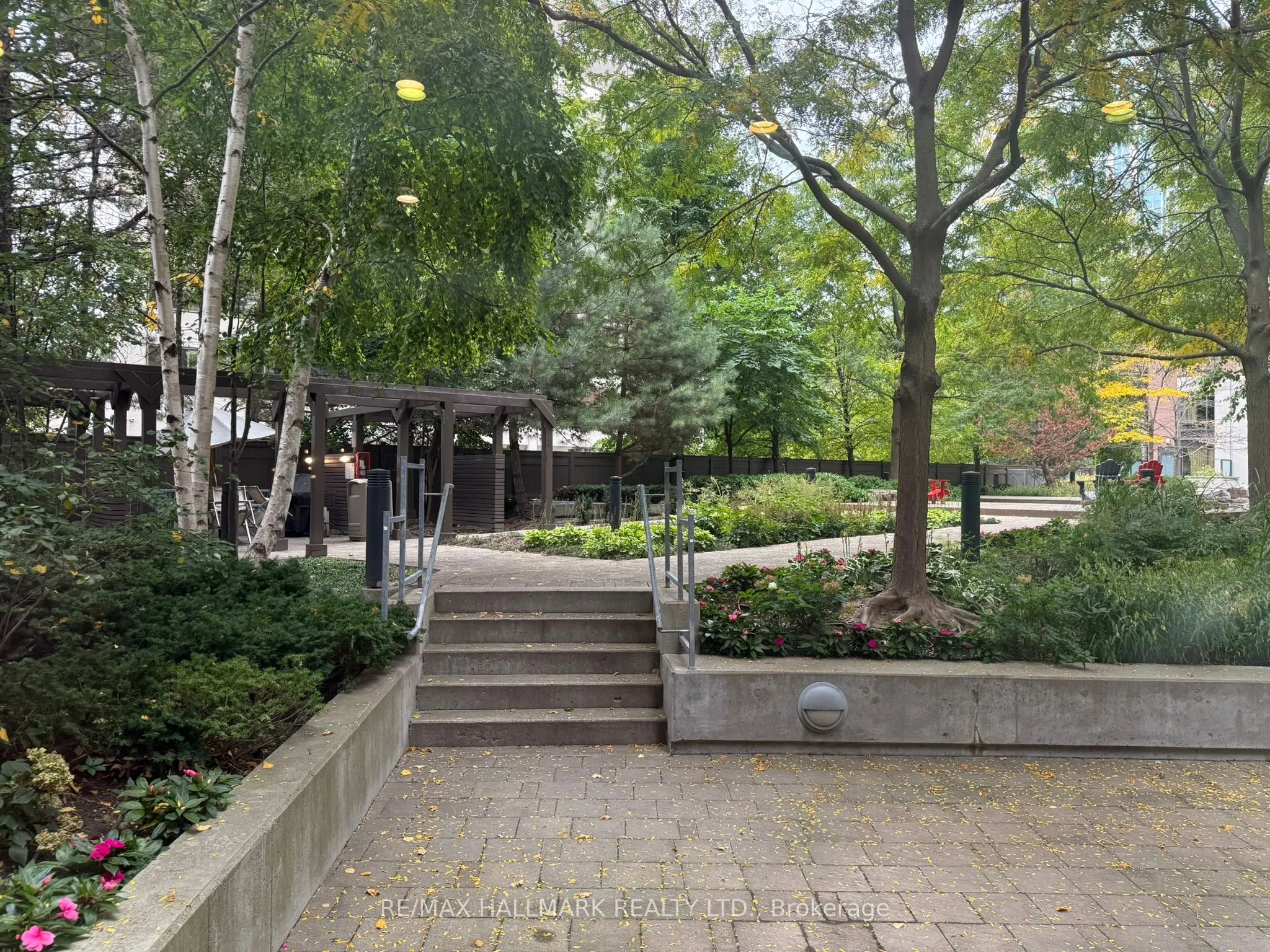 33 Sheppard Avenue E, #2507