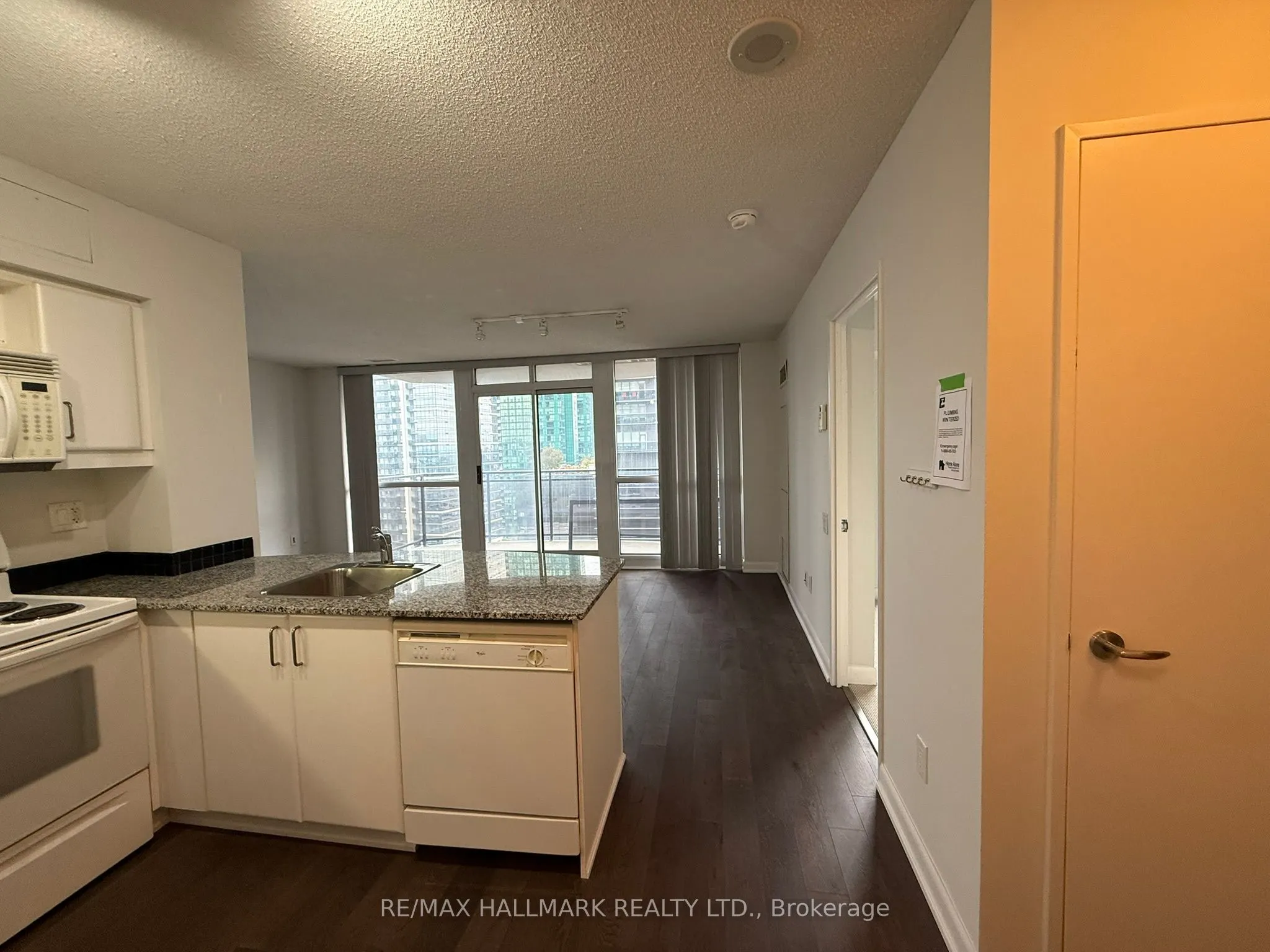 33 Sheppard Avenue E, #2507