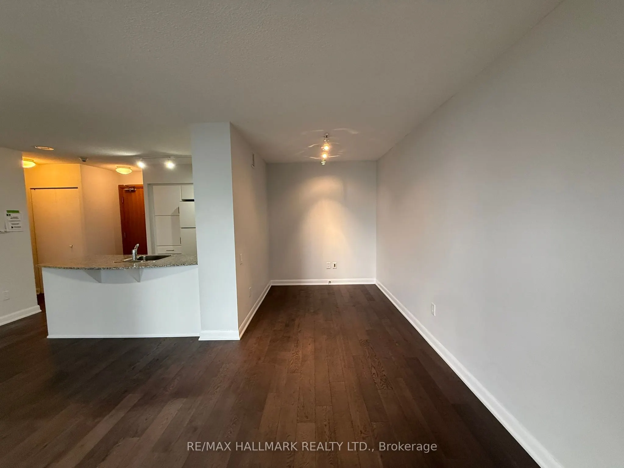 33 Sheppard Avenue E, #2507