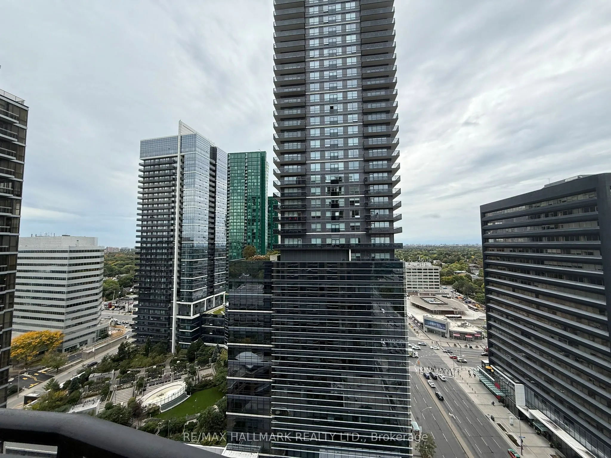 33 Sheppard Avenue E, #2507