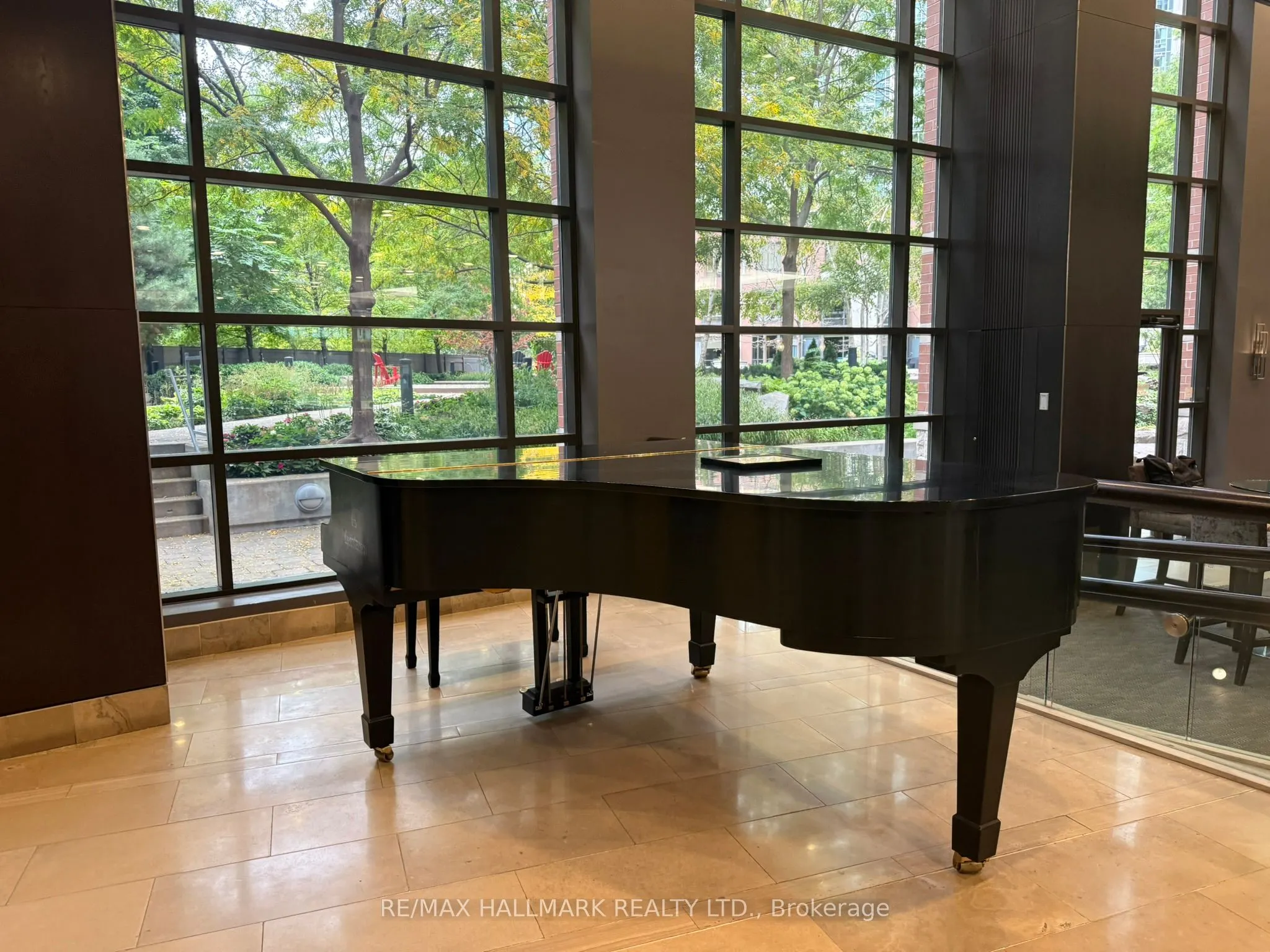 33 Sheppard Avenue E, #2507