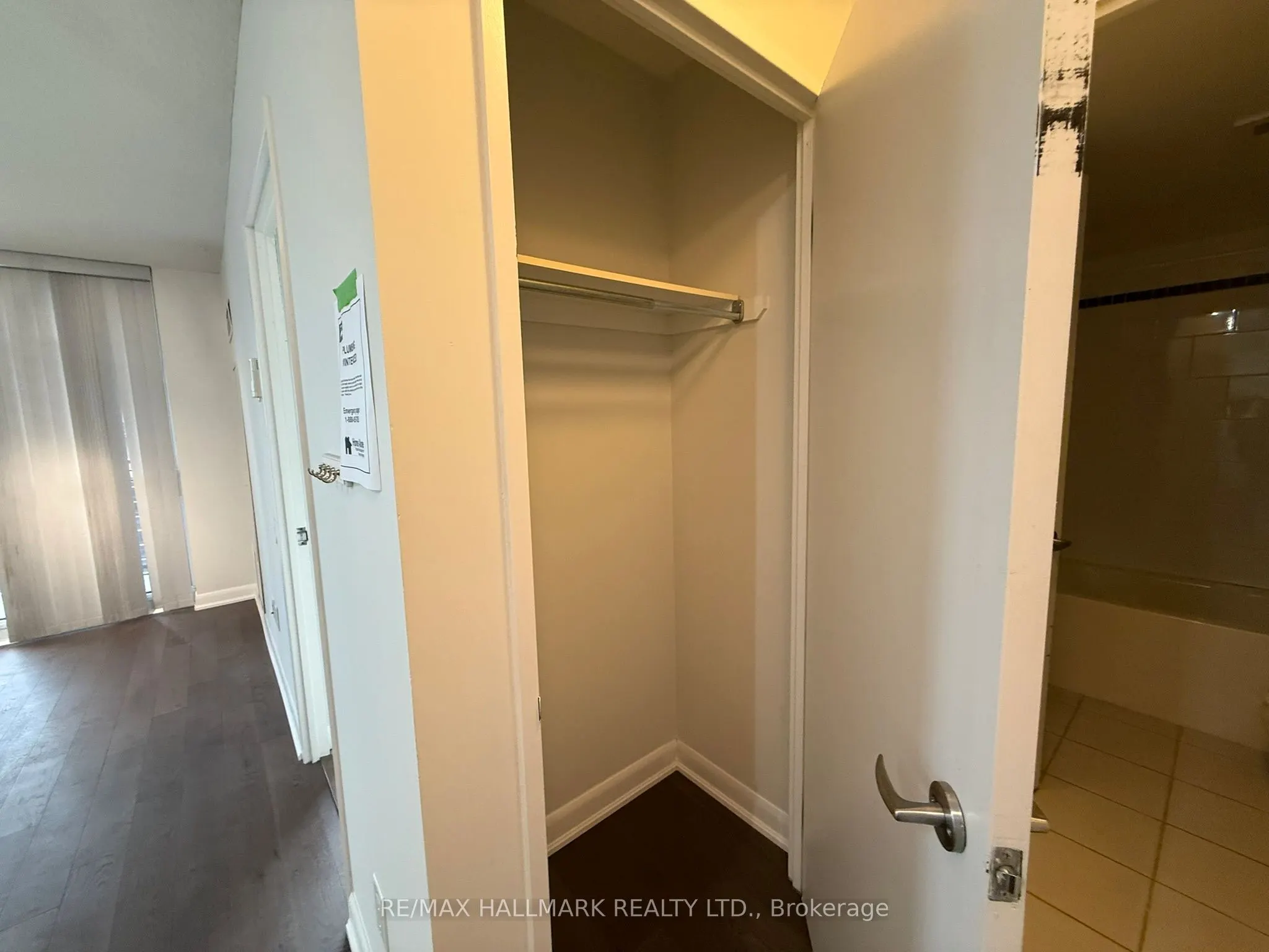 33 Sheppard Avenue E, #2507