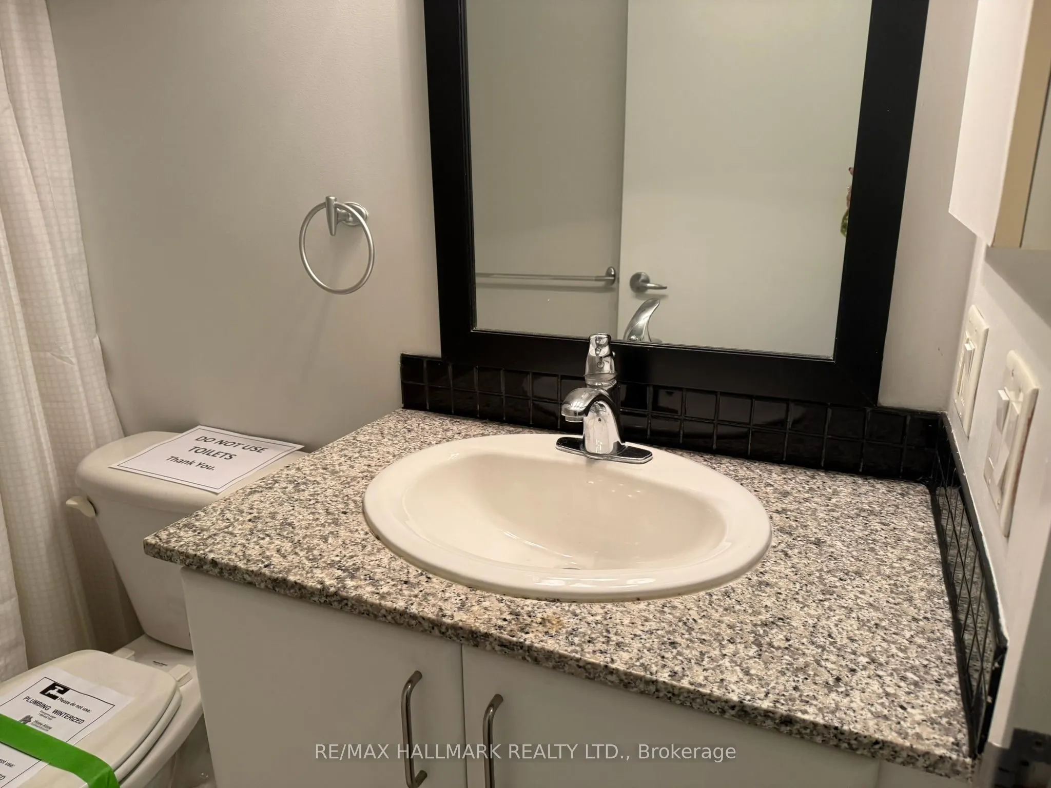 33 Sheppard Avenue E, #2507