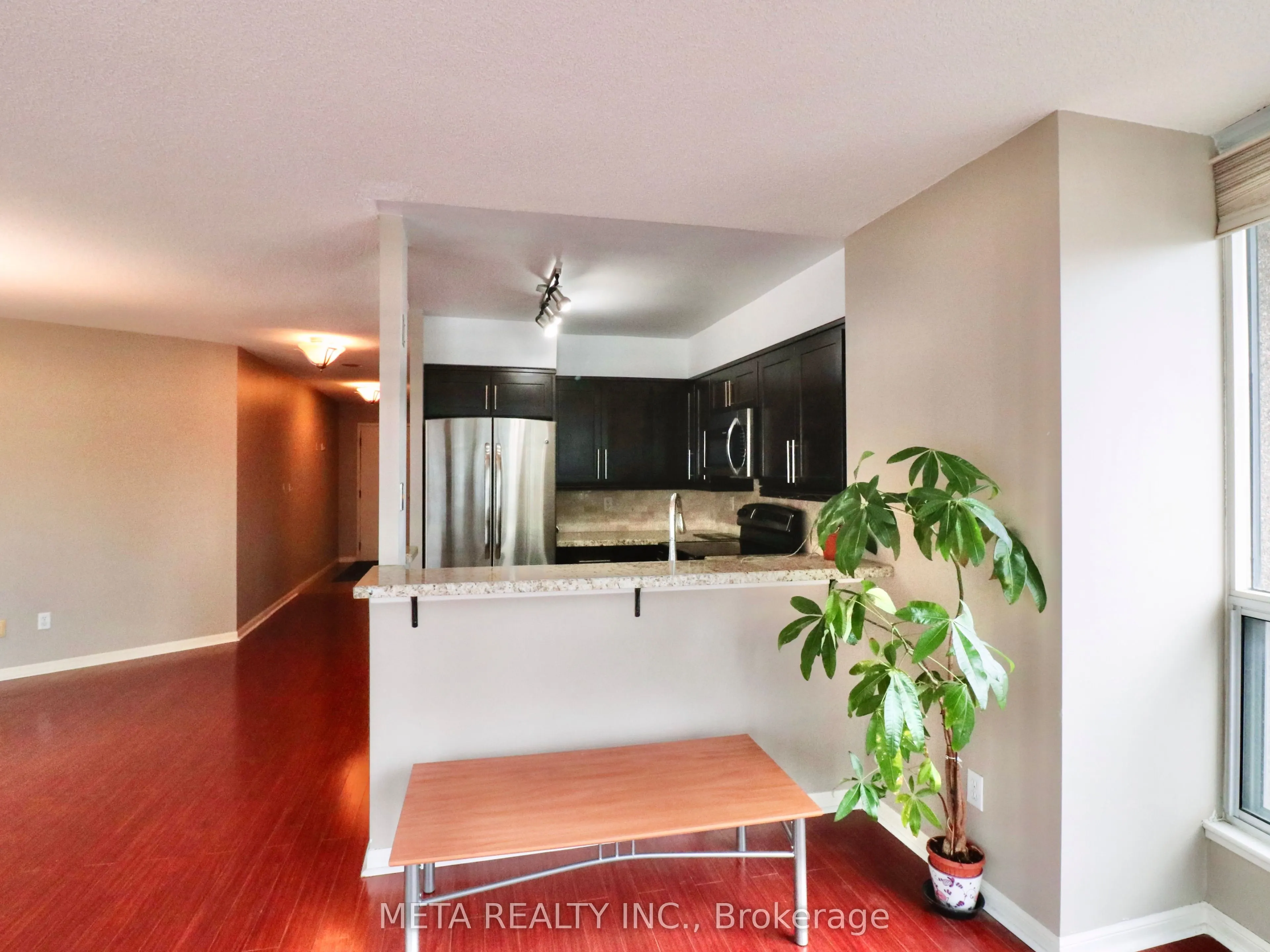7 Carlton Street, #1612