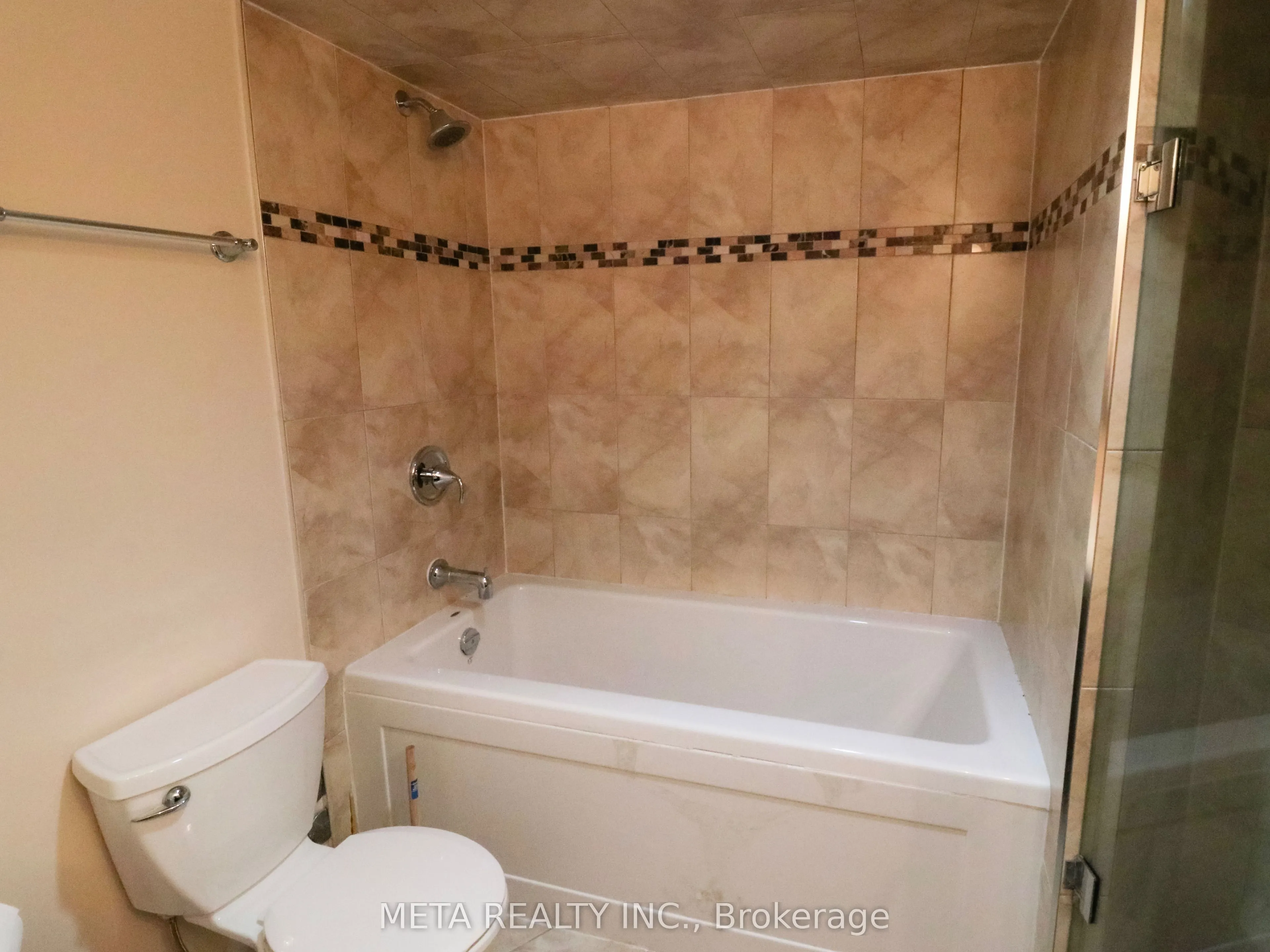 7 Carlton Street, #1612