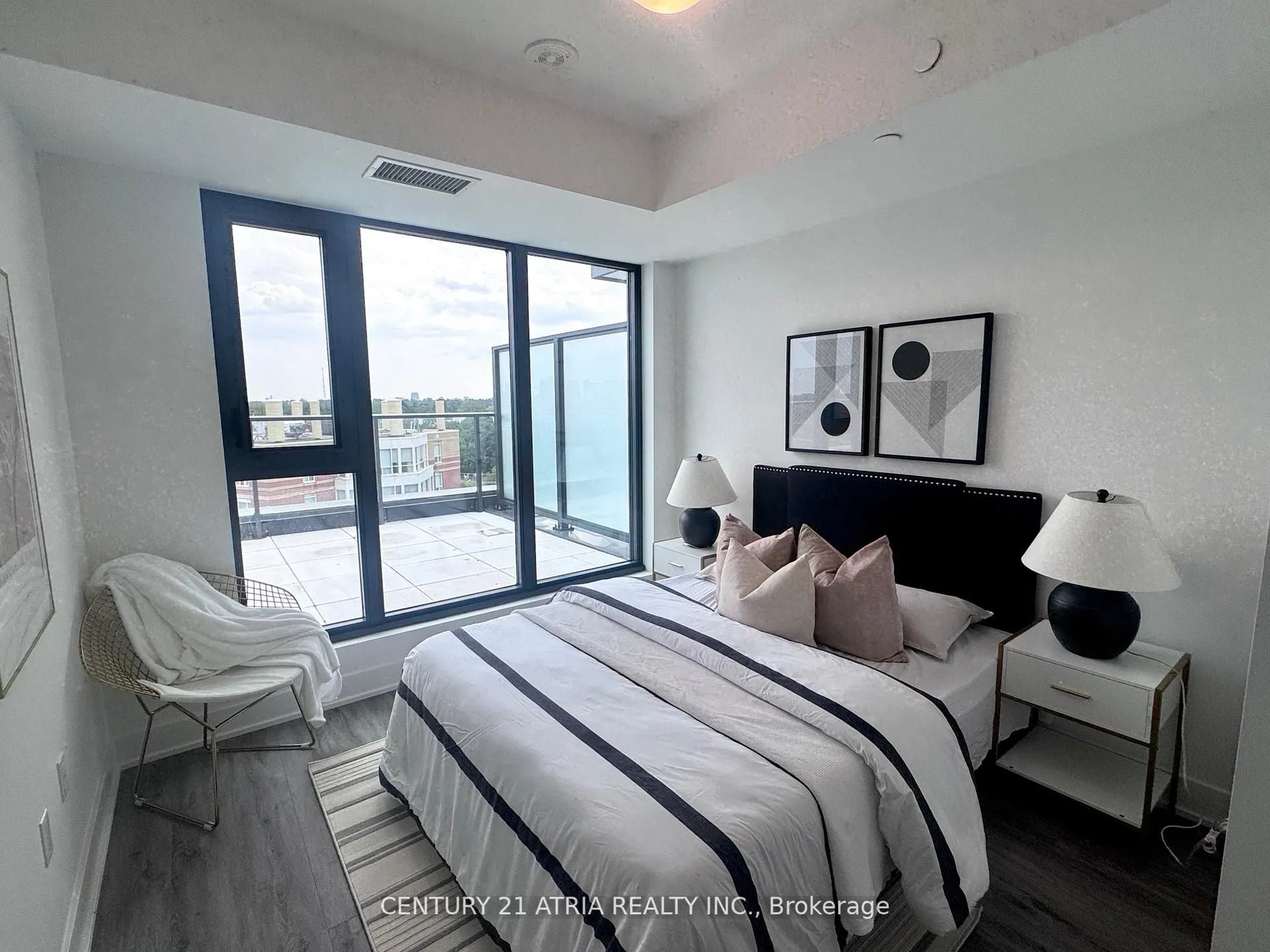 250 Lawrence Avenue W, #808