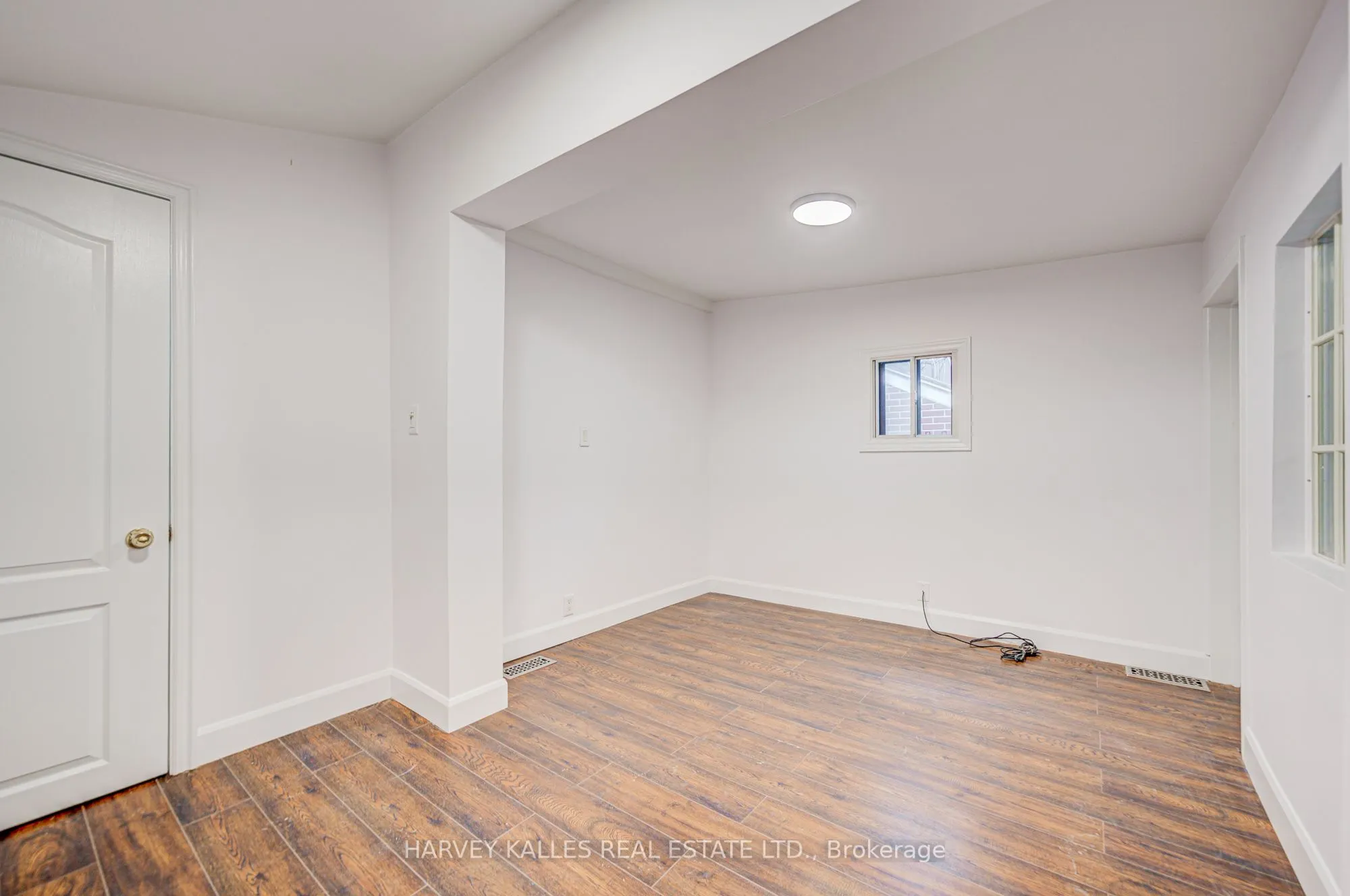 184 Cedric Avenue, #Main