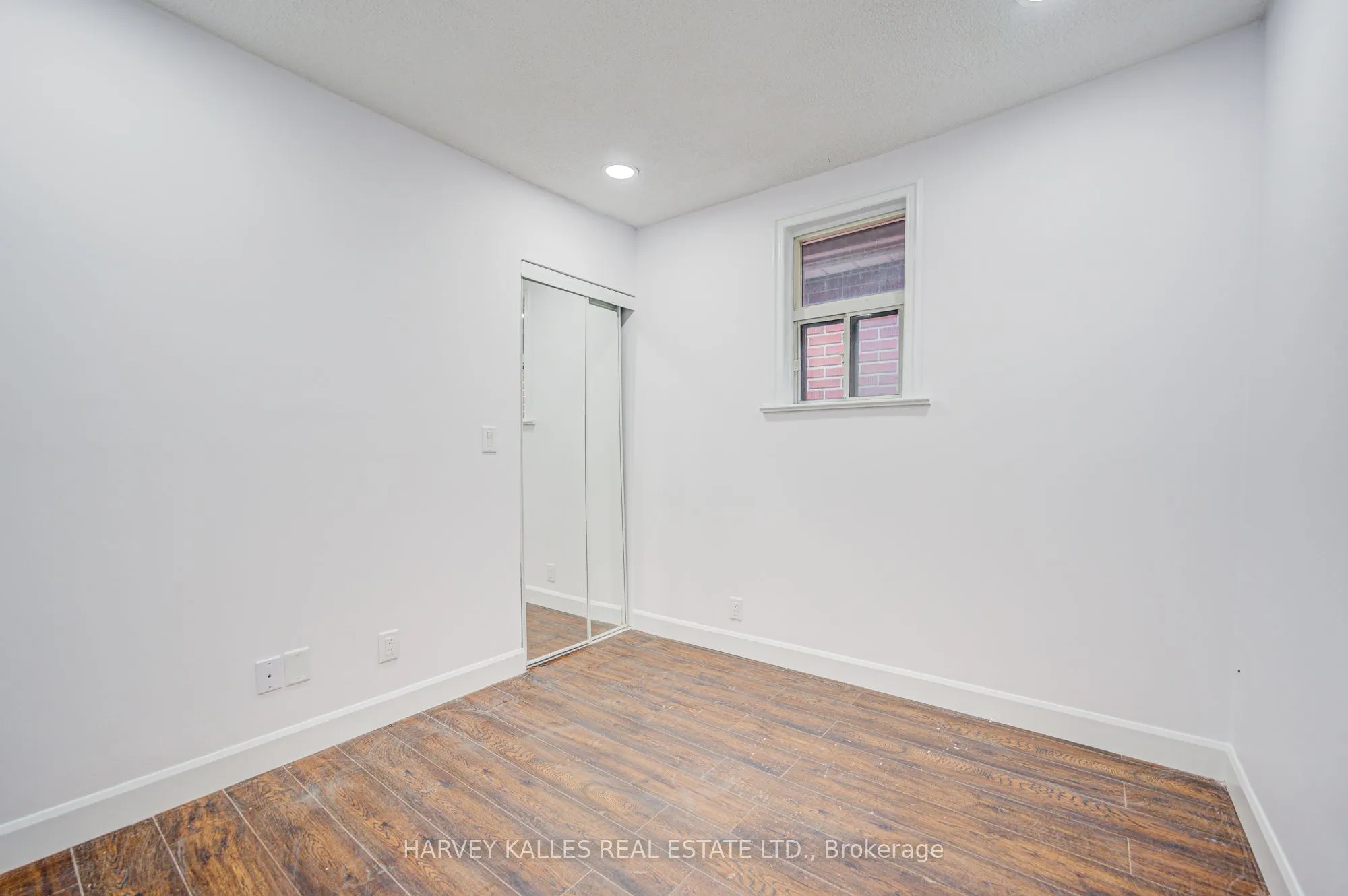 184 Cedric Avenue, #Main