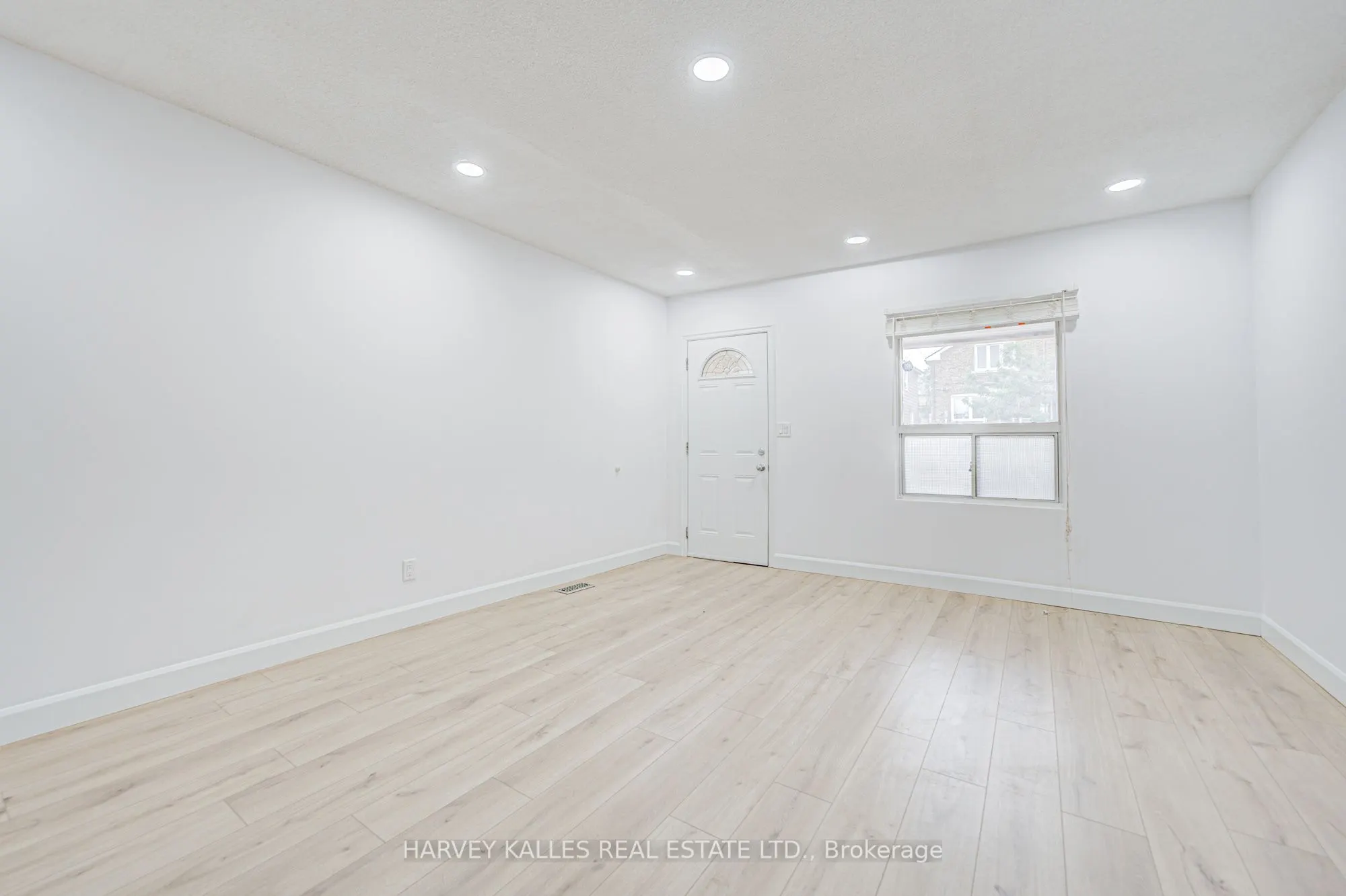 184 Cedric Avenue, #Main