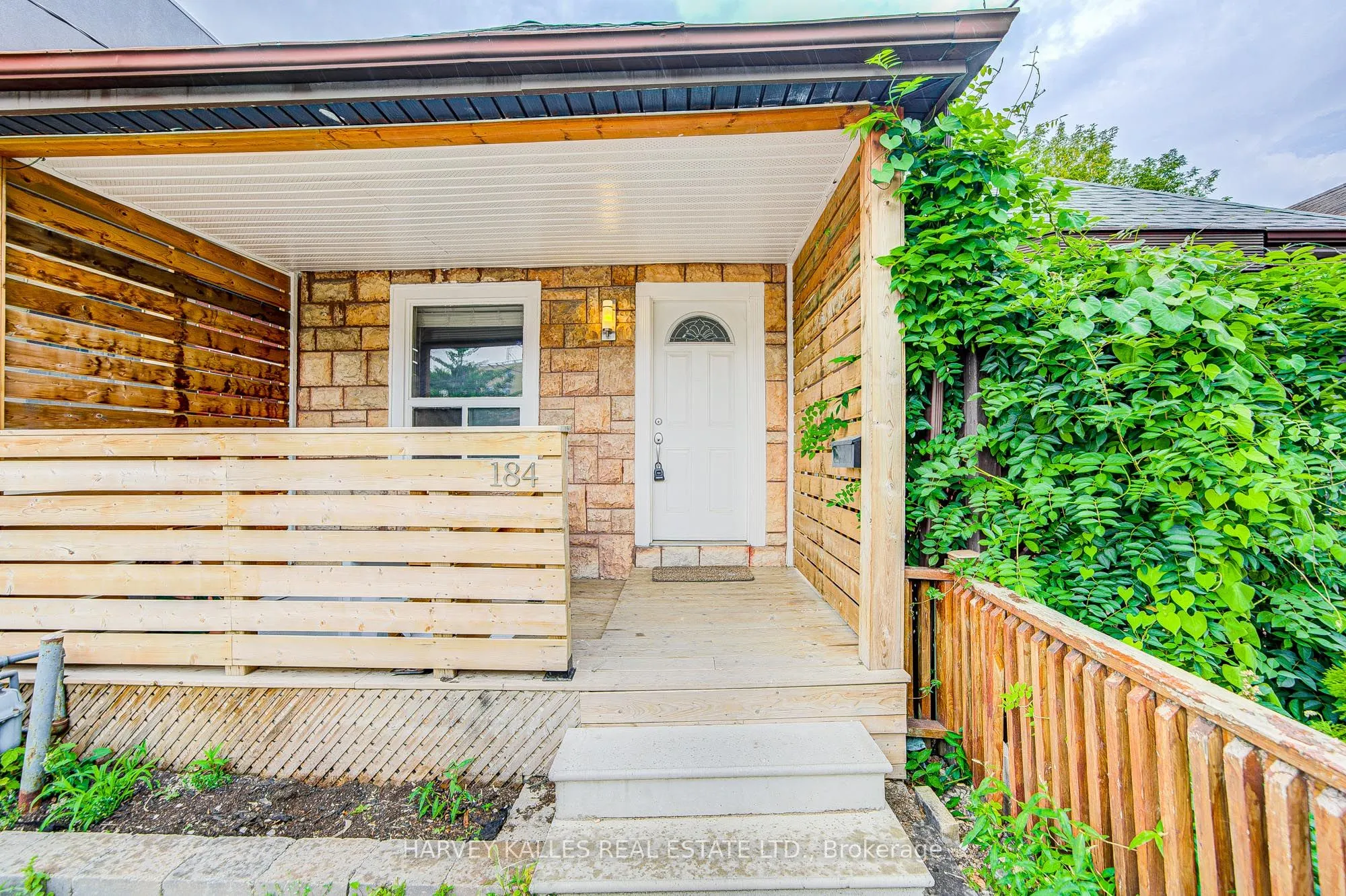 184 Cedric Avenue, #Main