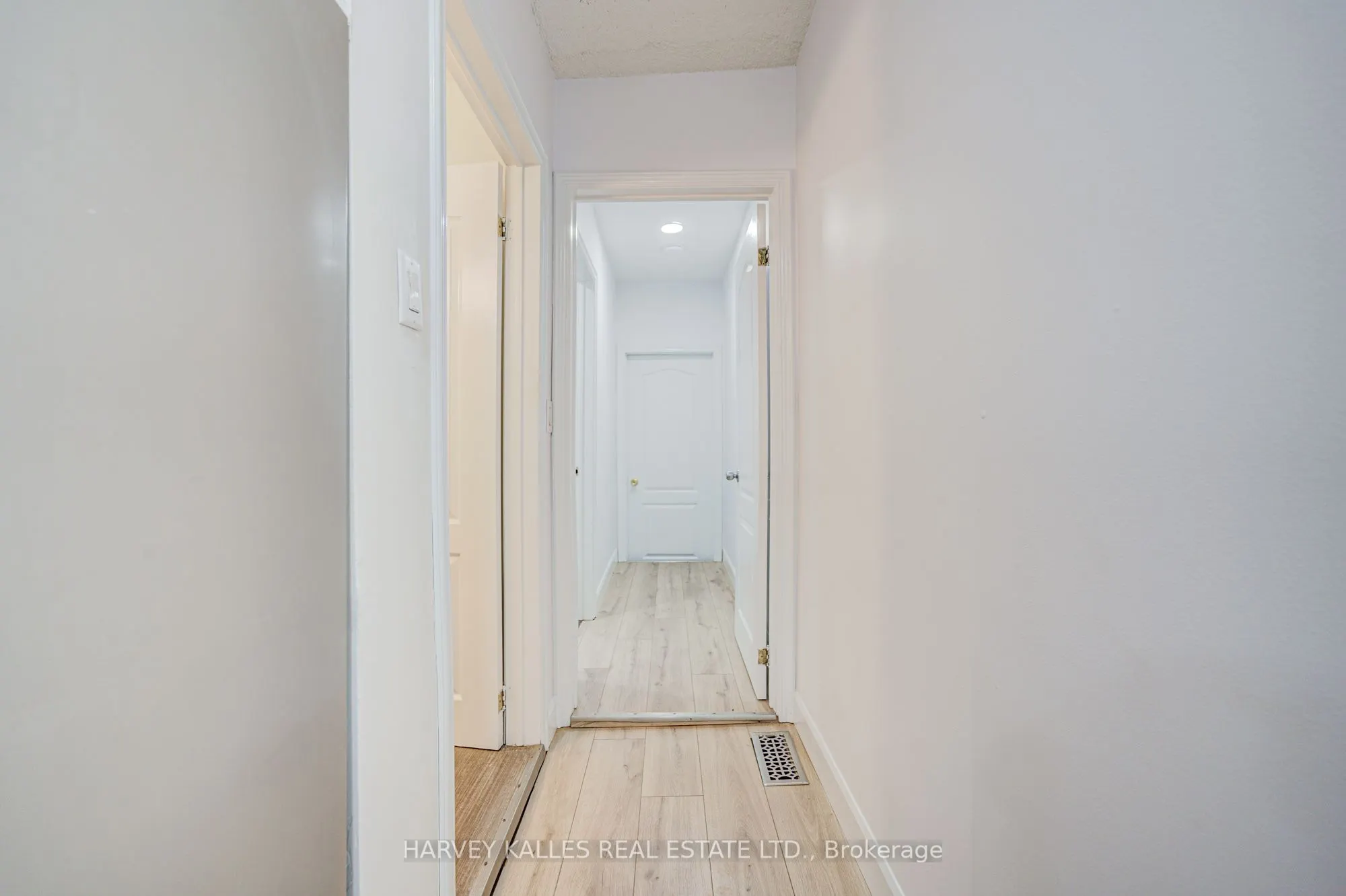 184 Cedric Avenue, #Main