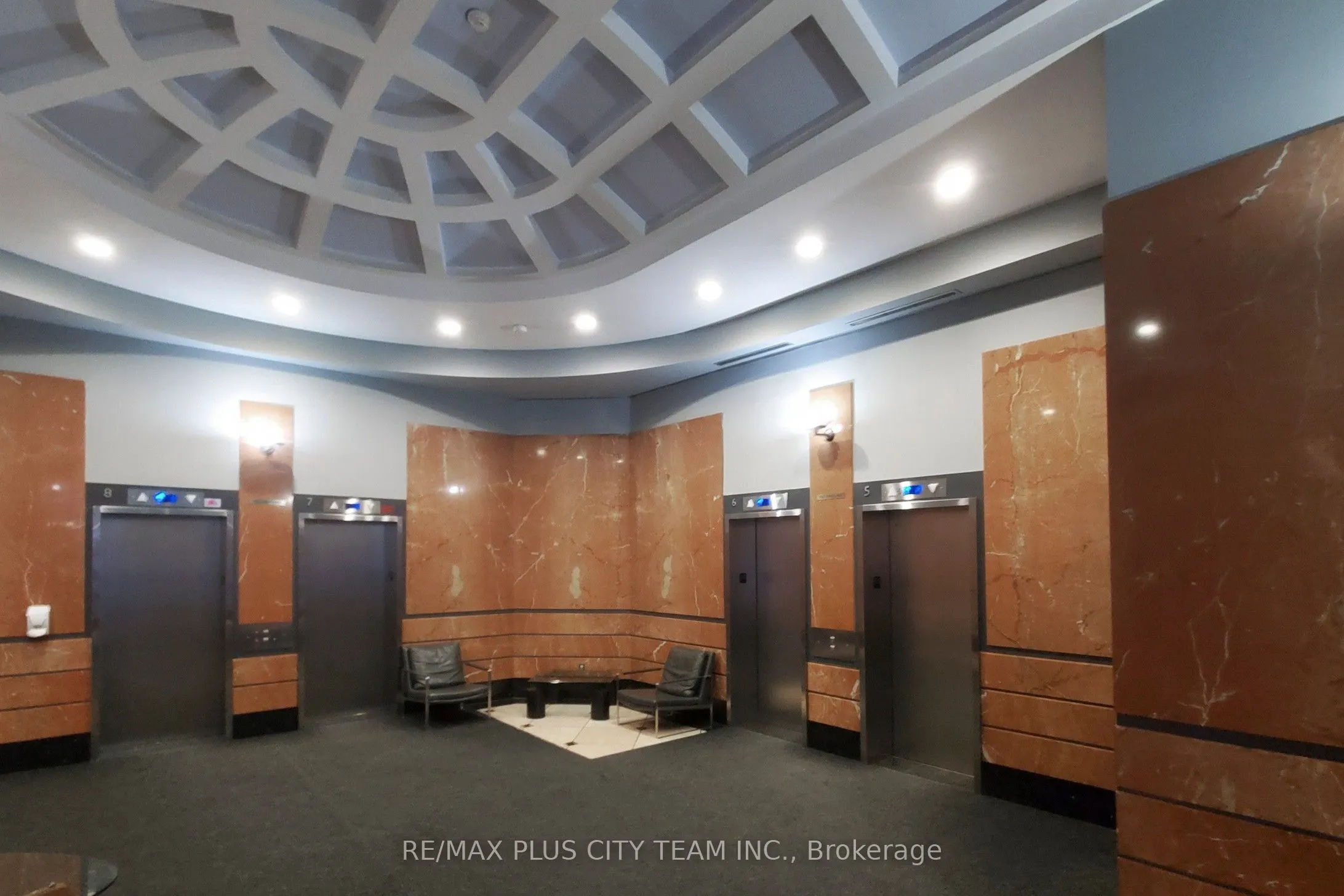 10 Queens Quay W, #1807