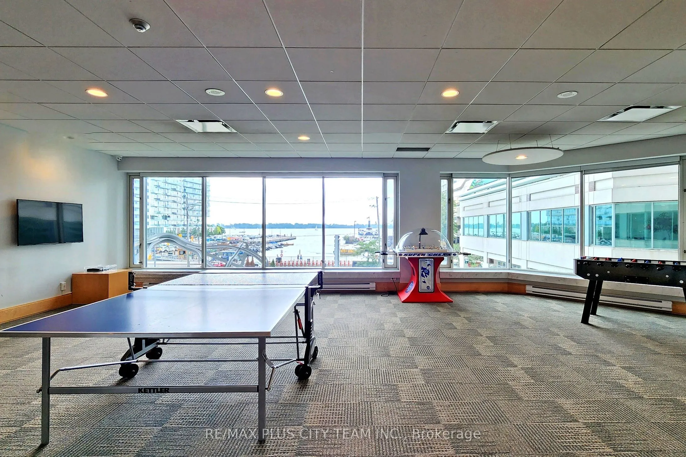 10 Queens Quay W, #1807