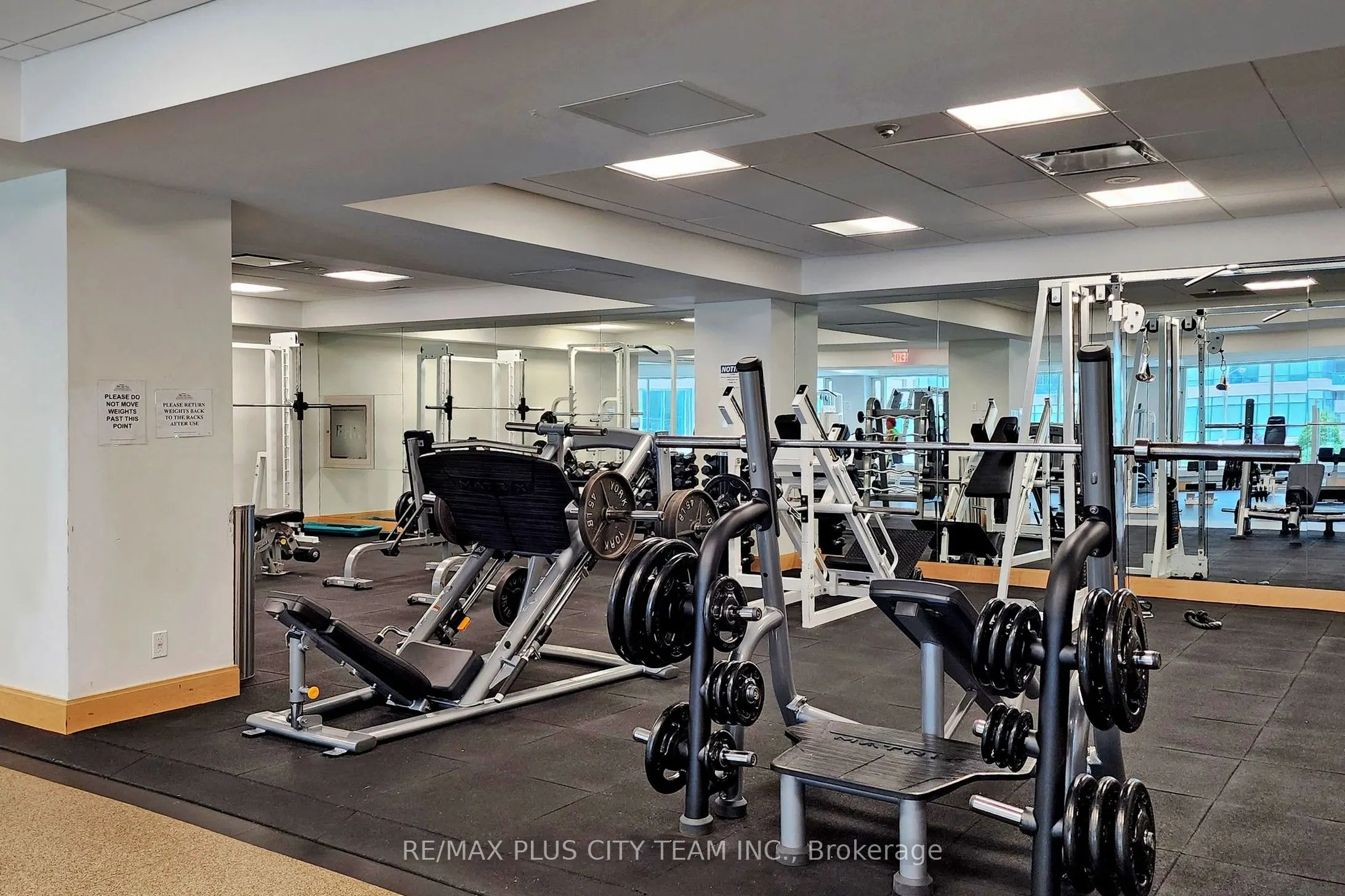 10 Queens Quay W, #1807