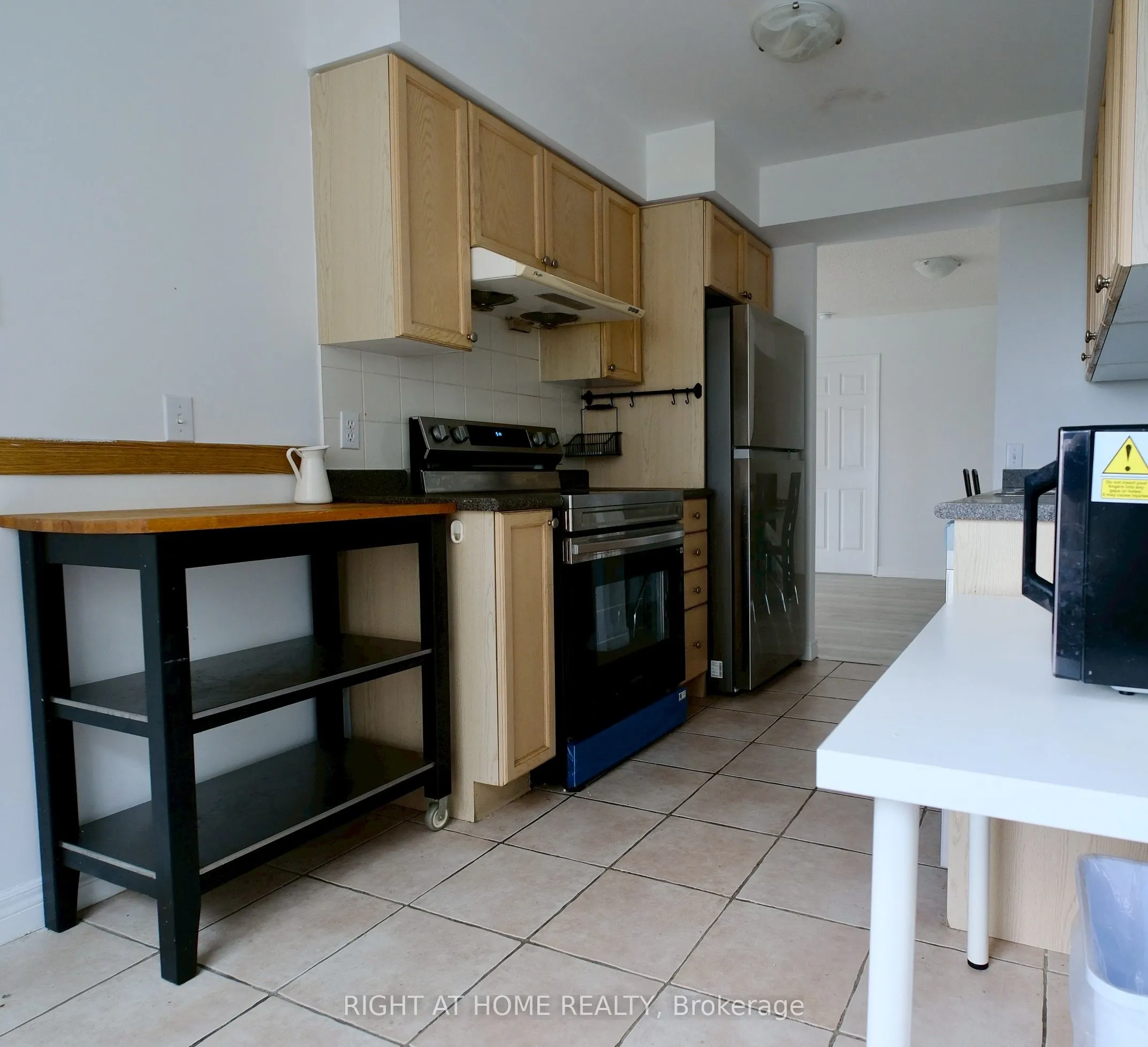 18 PARKVIEW Avenue, #1606
