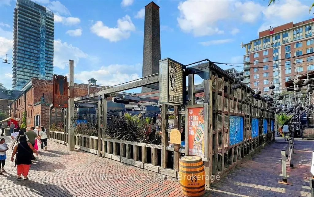70 Distillery Lane, #2902