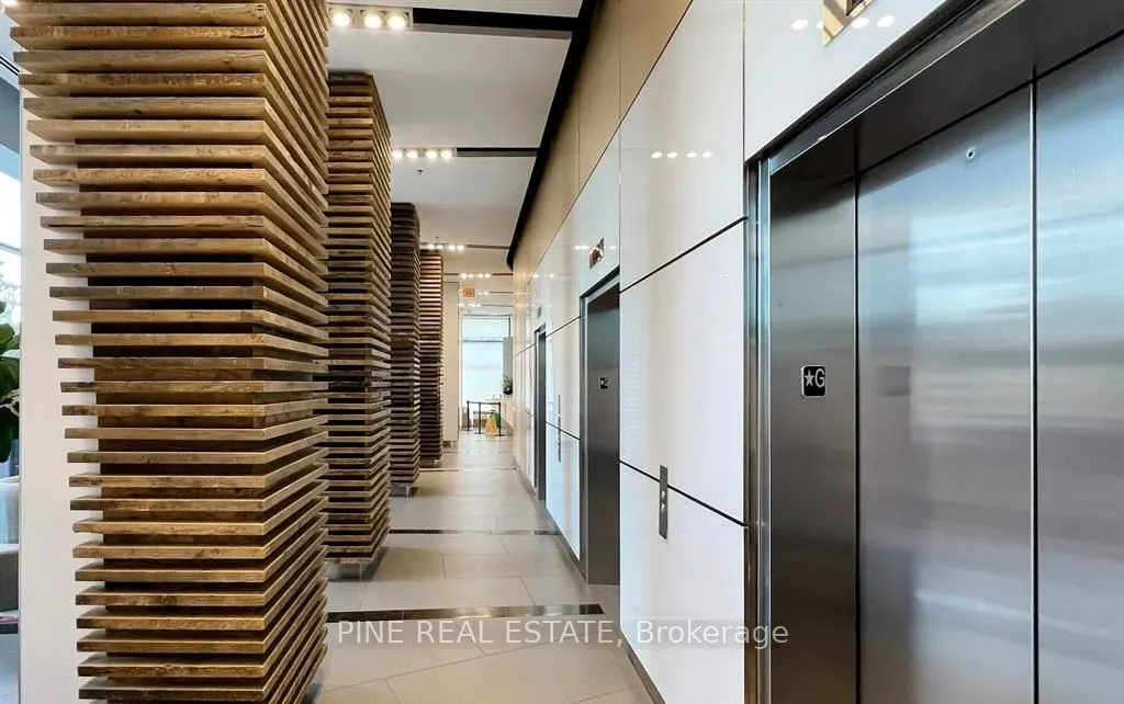 70 Distillery Lane, #2902